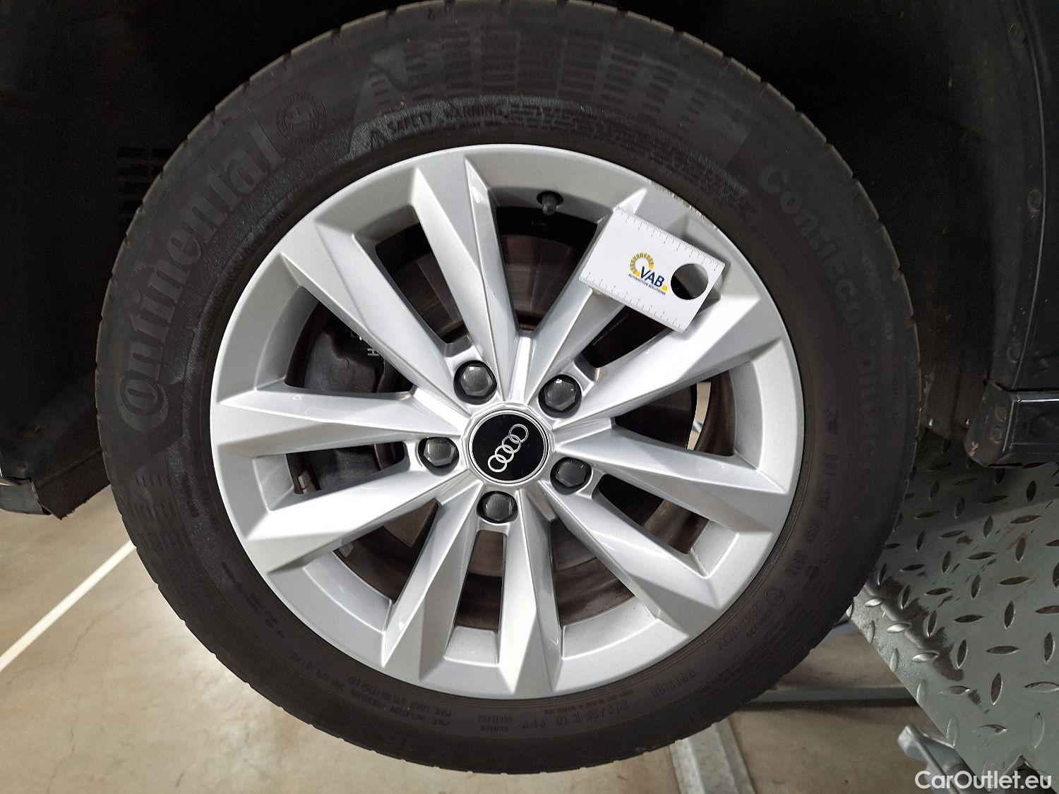  Audi  A3 Audi,  SB '20, Audi  Sportback 1.0 30 TFSi 81kW S tronic 5d #24