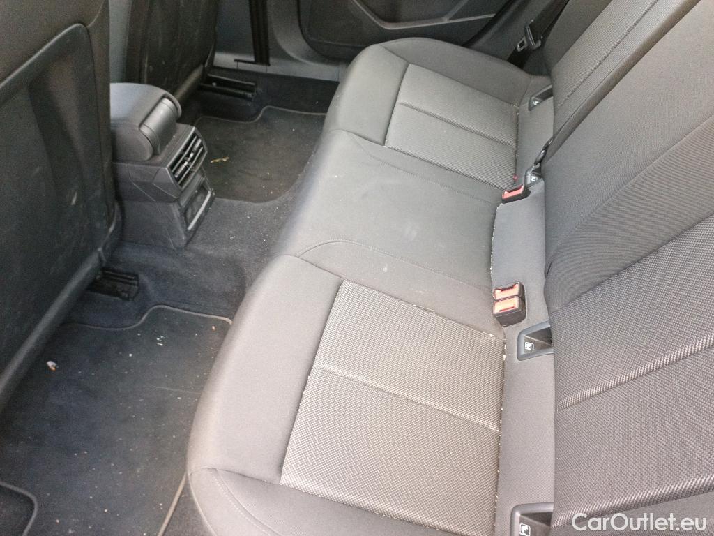  Audi  A3 AUDI  / 2020 / 5P / berlina con portón Sportback 30 TFSI 81kW (110CV) S tronic #7