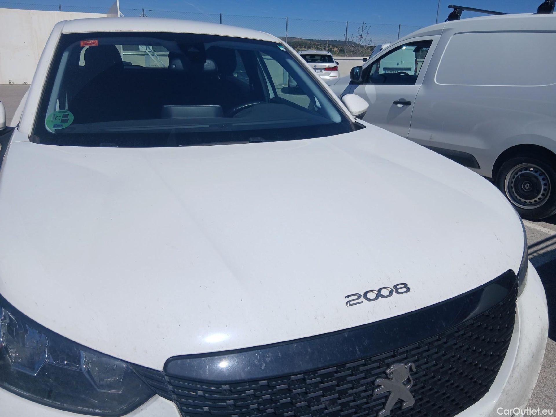  Peugeot  2008 PEUGEOT  / 2019 / 5P / todoterreno Active Pack BlueHDI 81kW (110CV) #15