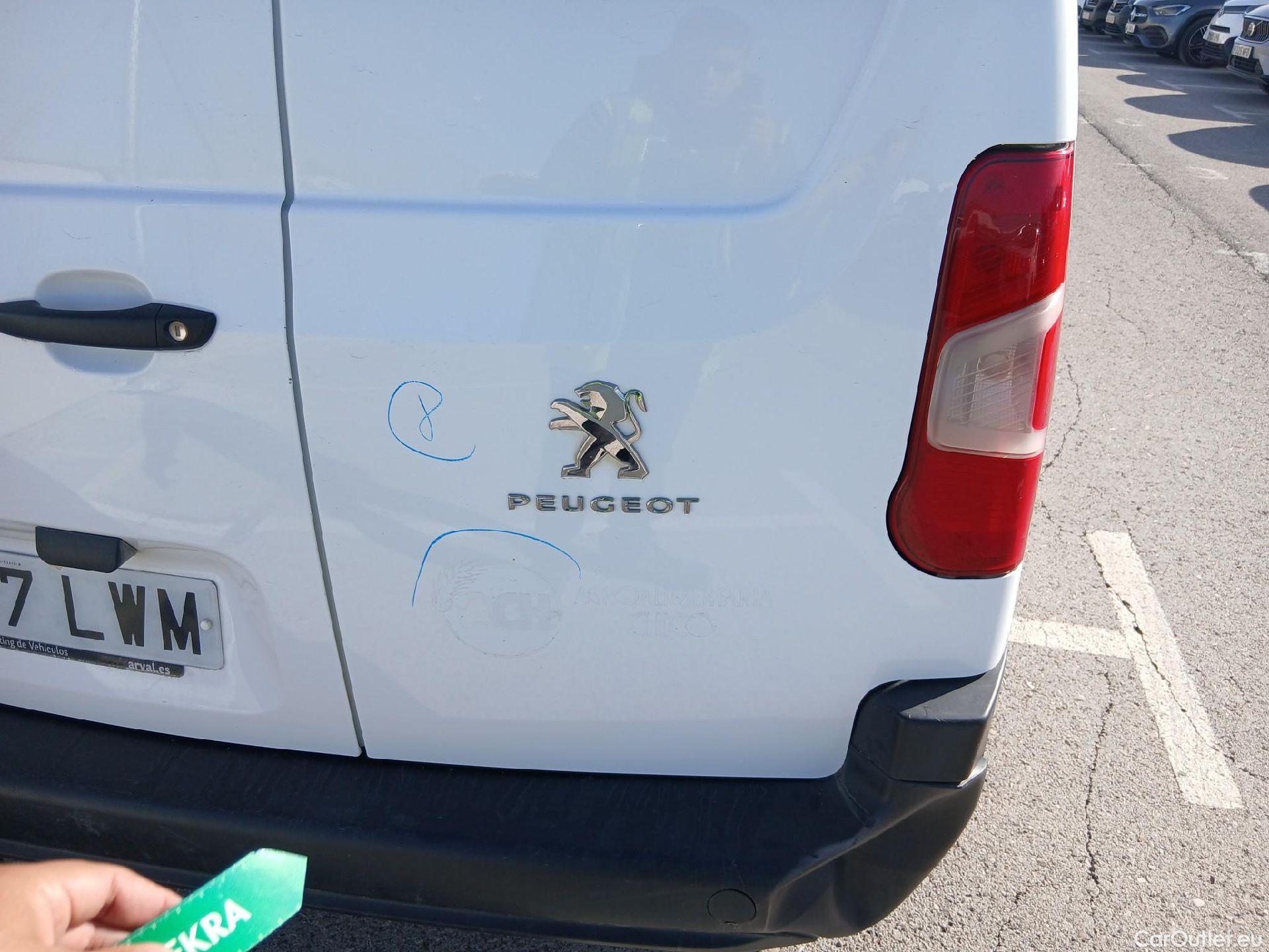  Peugeot  Partner PEUGEOT  / 2018 / 4P / furgón derivado de turismo Premium Standard 600kg BlueHDi 73kW (AC) #17