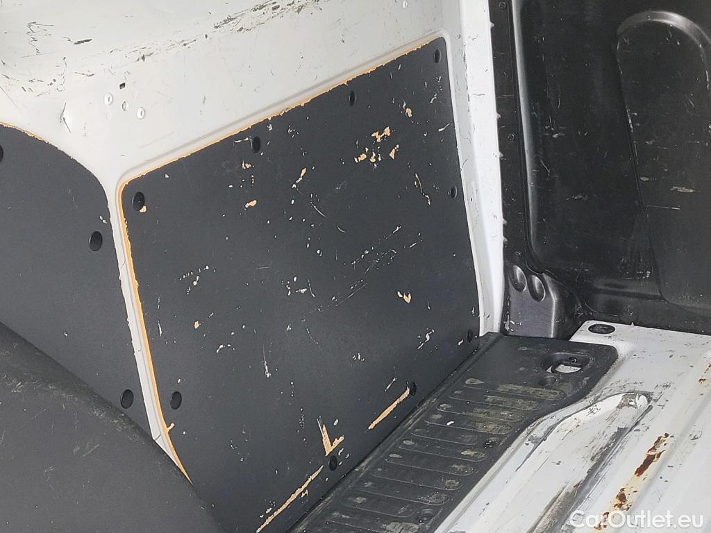  Renault  Kangoo RENAULT  Furgón/2013/3P/furgón derivado de turismo Profesional dCi 55 kW (75 CV) #33