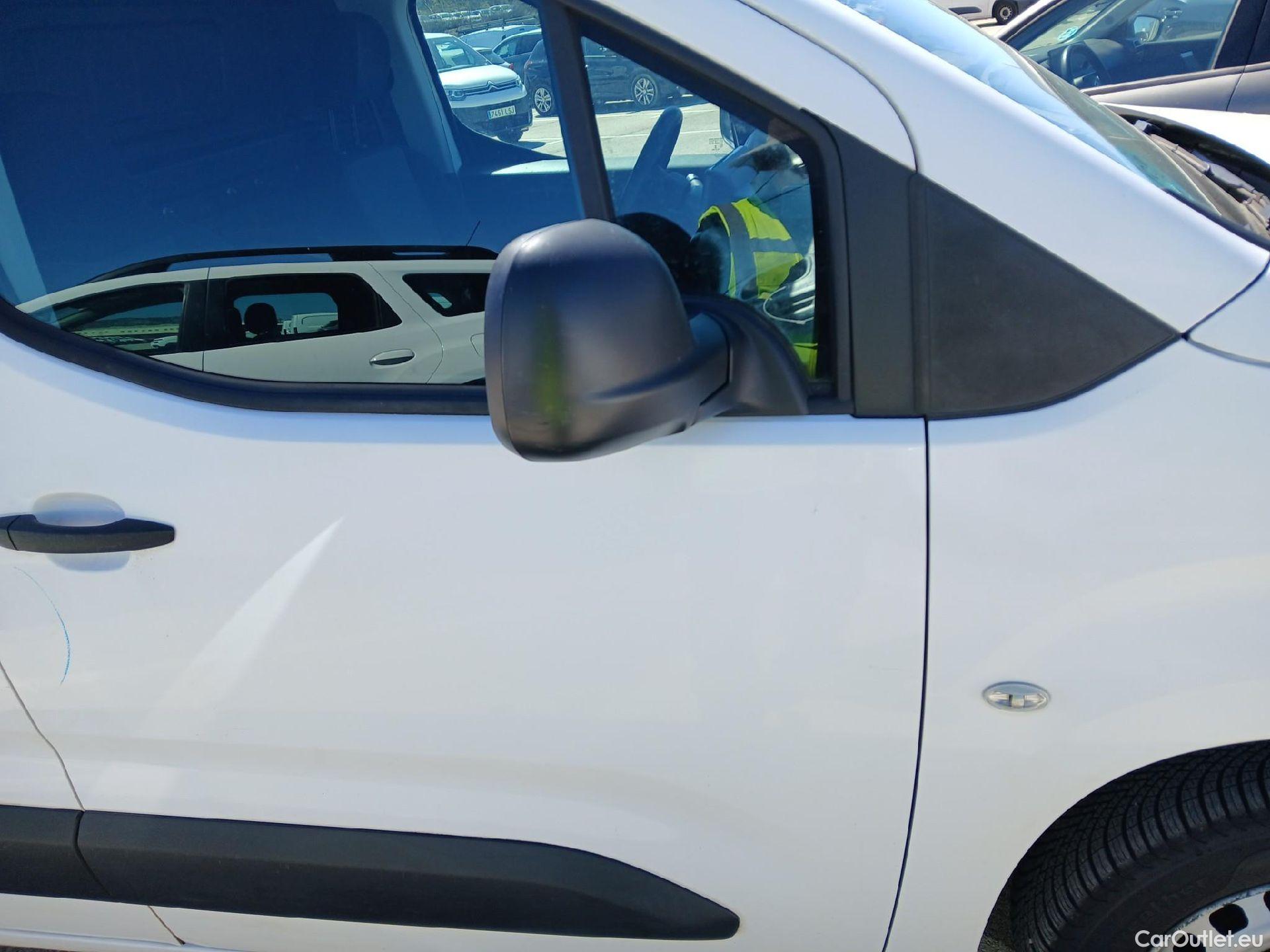  Toyota  Proace TOYOTA  City/2020/4P/furgón derivado de turismo 1.5D 56kW (75CV) GX 650kg Media #23