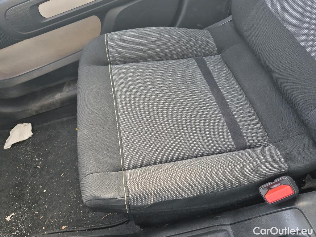  Citroen  C3 CITROEN  / 2016 / 5P / berlina con portón BlueHDi 73KW (100CV) S&S FEEL #24