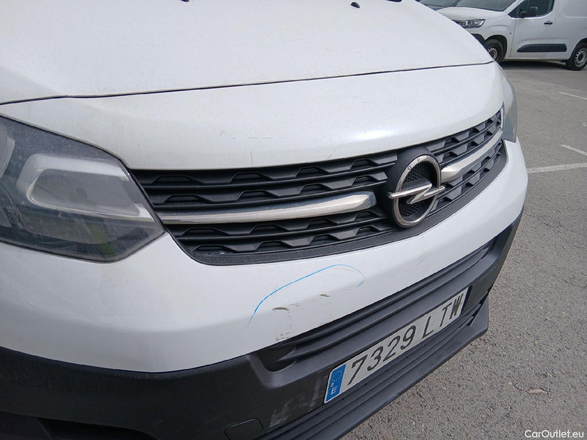  Opel  Vivaro OPEL  / 2019 / 4P / furgón 1.5 Diésel 74kW(100CV)M Std Exp #9