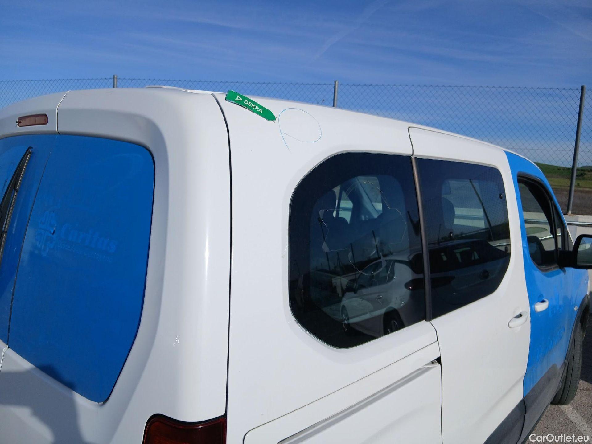  Peugeot  RIFTER PEUGEOT  / 2018 / 4P / combi Active Standard BlueHDi 73kW (IND) (AC2) #32