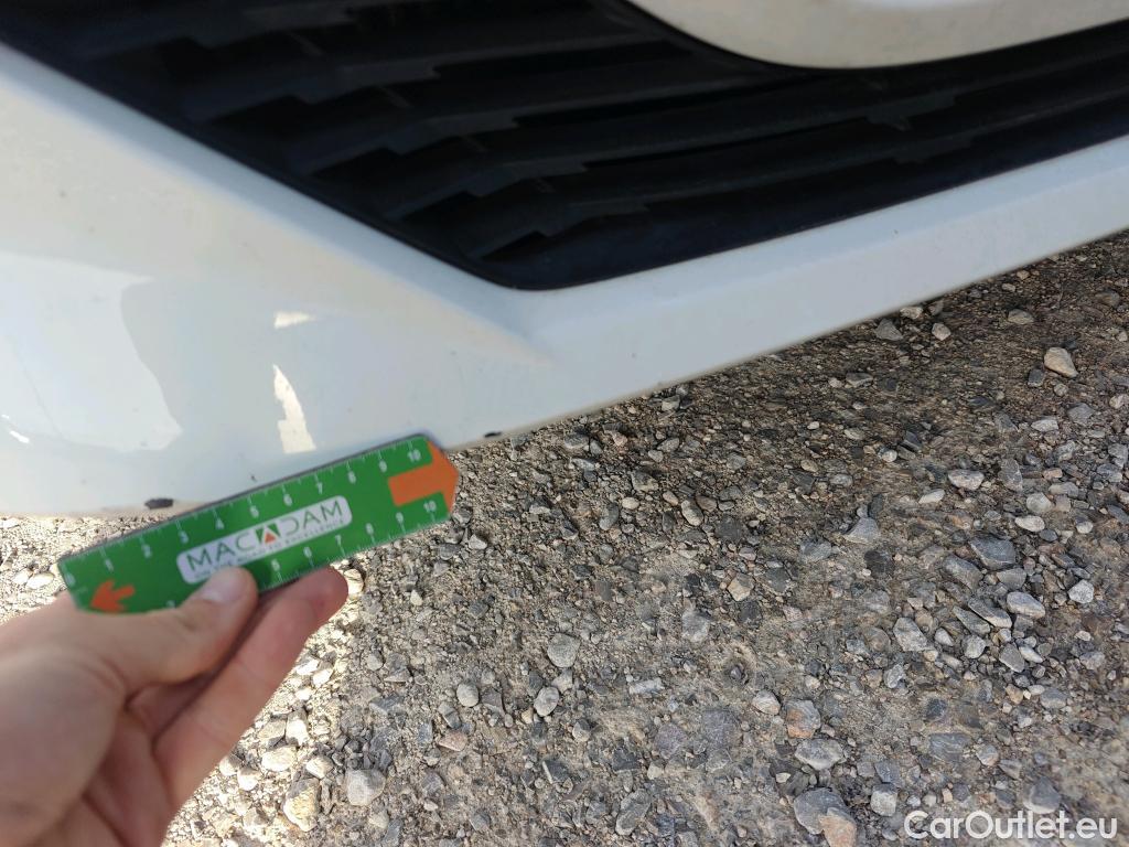  Peugeot  208 PEUGEOT  / 2019 / 5P / berlina con portón BlueHDi 73kW (100CV) Active Pack #38