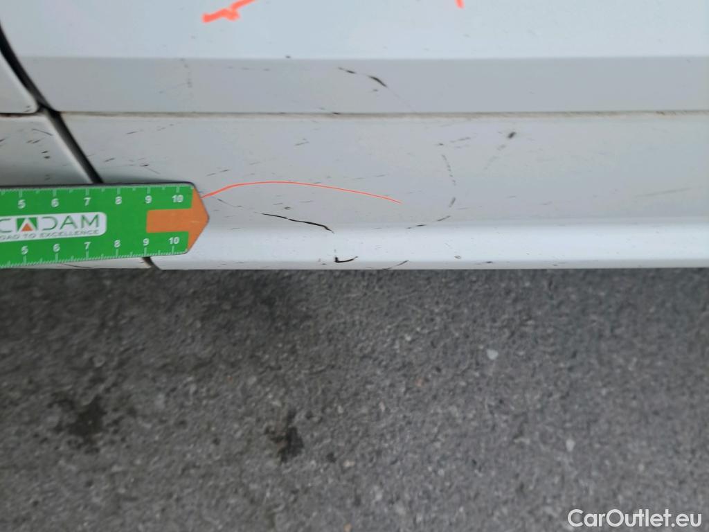  Audi  Q5 AUDI  / 2016 / 5P / todoterreno S line 35 TDI 120kW quattro S tronic #11