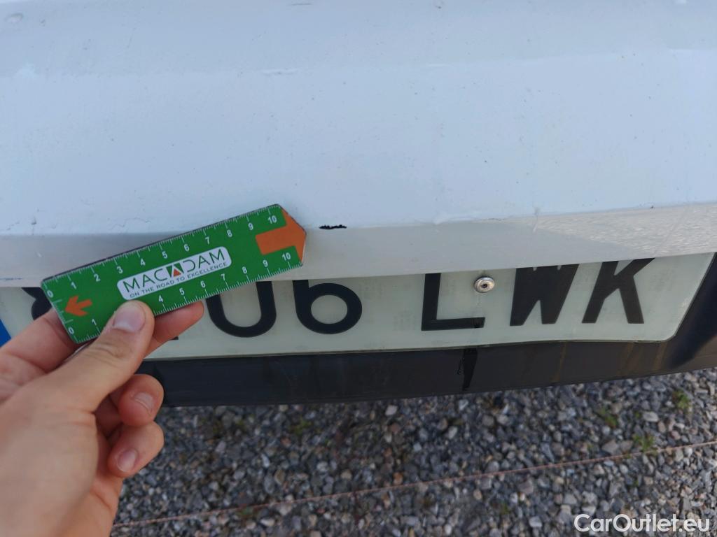  Peugeot  208 PEUGEOT  / 2019 / 5P / berlina con portón BlueHDi 73kW (100CV) Active Pack #43