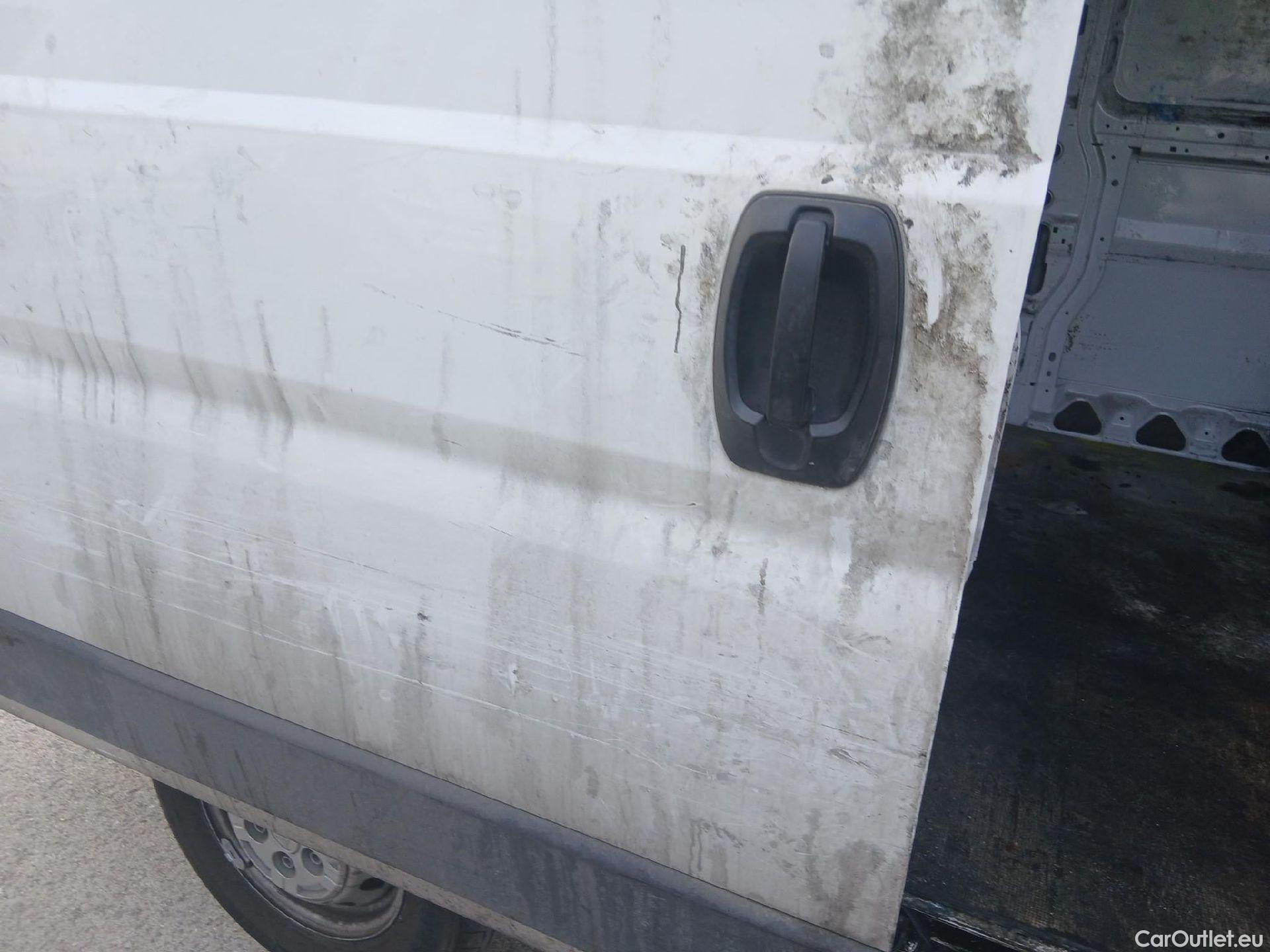  Fiat  Ducato FIAT  / 2014 / 4P / furgón Furgón 35 Medio 100kW Natural Power #49