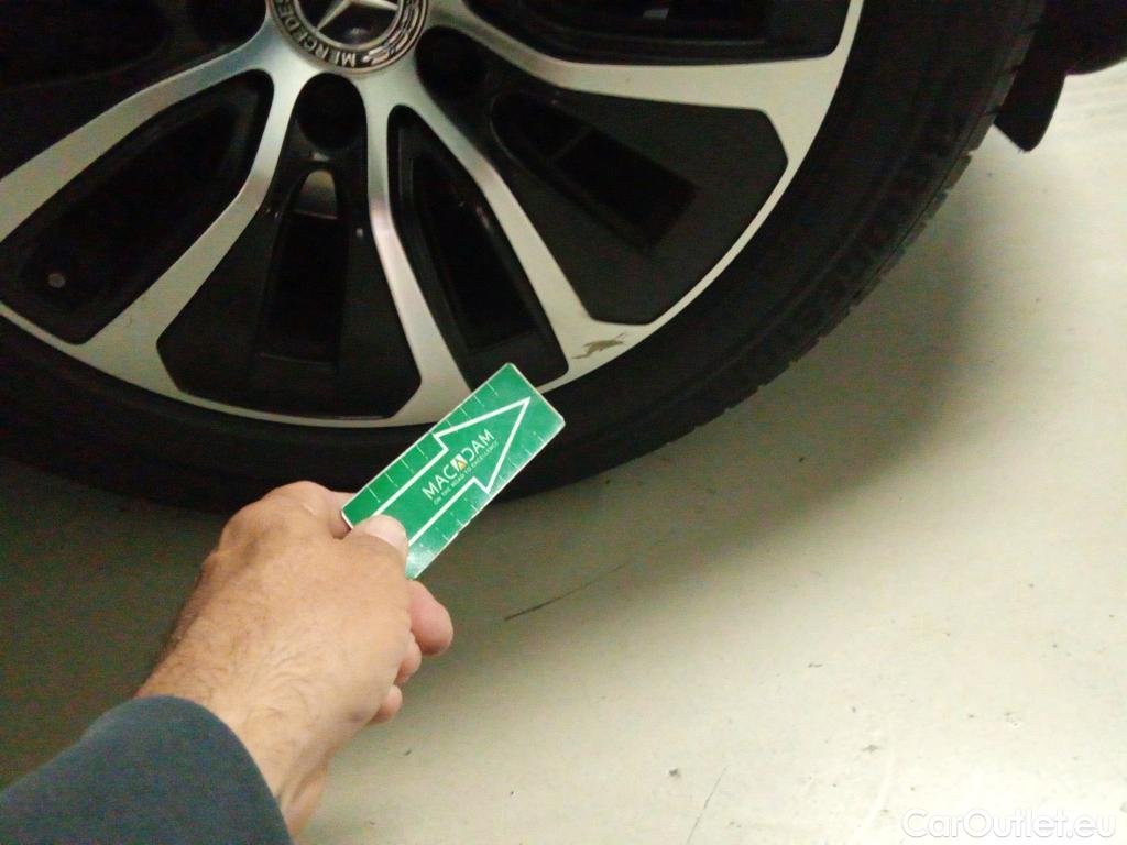  Mercedes  GLC MERCEDES-BENZ  / 2022 / 5P / todoterreno  220 d 4MATIC #37