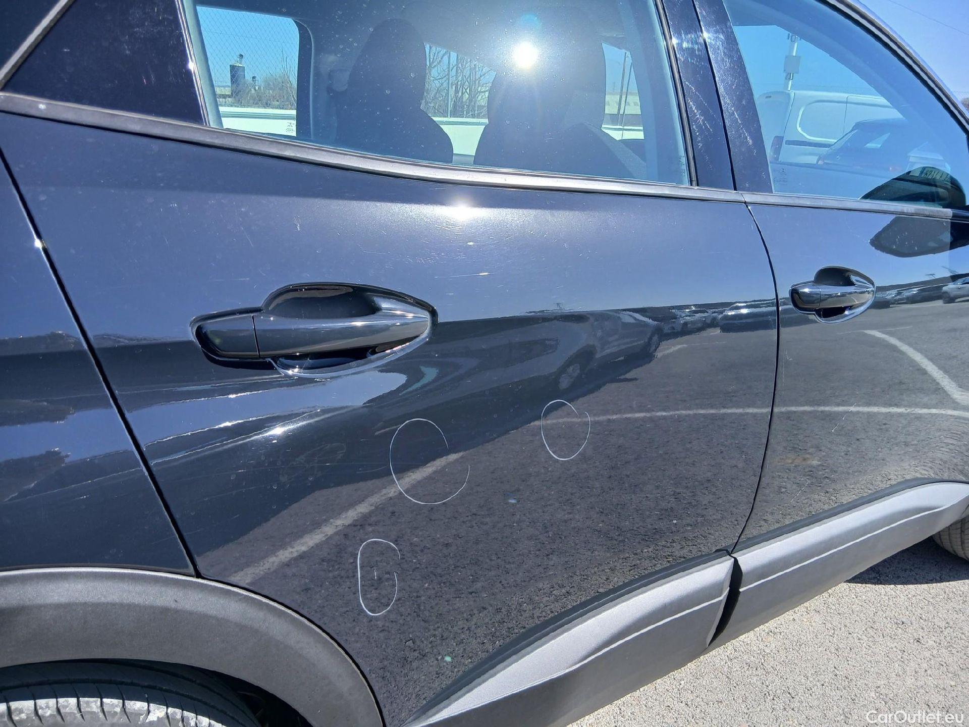  Peugeot  3008 PEUGEOT  / 2016 / 5P / todoterreno 1.5 BlueHDi 96kW (130CV) S&S Active #51