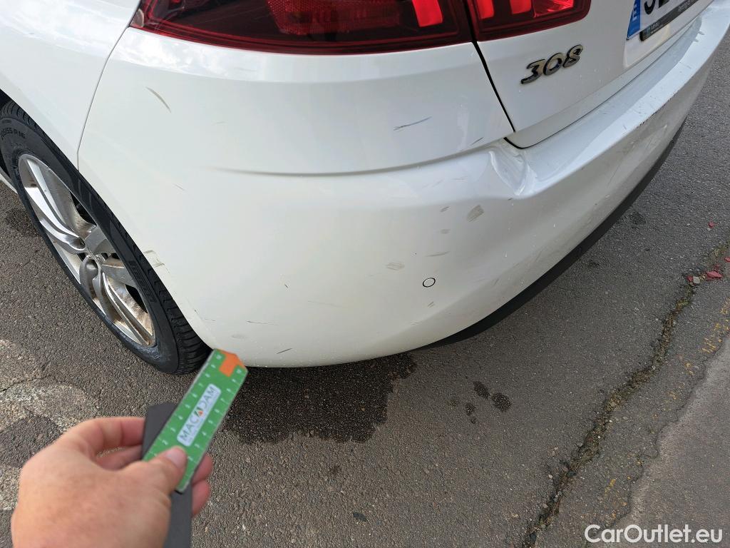  Peugeot  308 PEUGEOT  / 2017 / 5P / berlina con portón 5p Active Pack BlueHDi 130 S&S (AC) #25