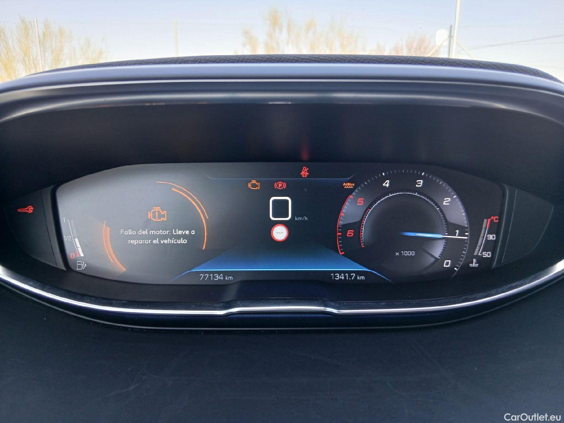  Peugeot  3008 PEUGEOT  / 2016 / 5P / todoterreno 1.5 BlueHDi 96kW (130CV) S&S Active #4