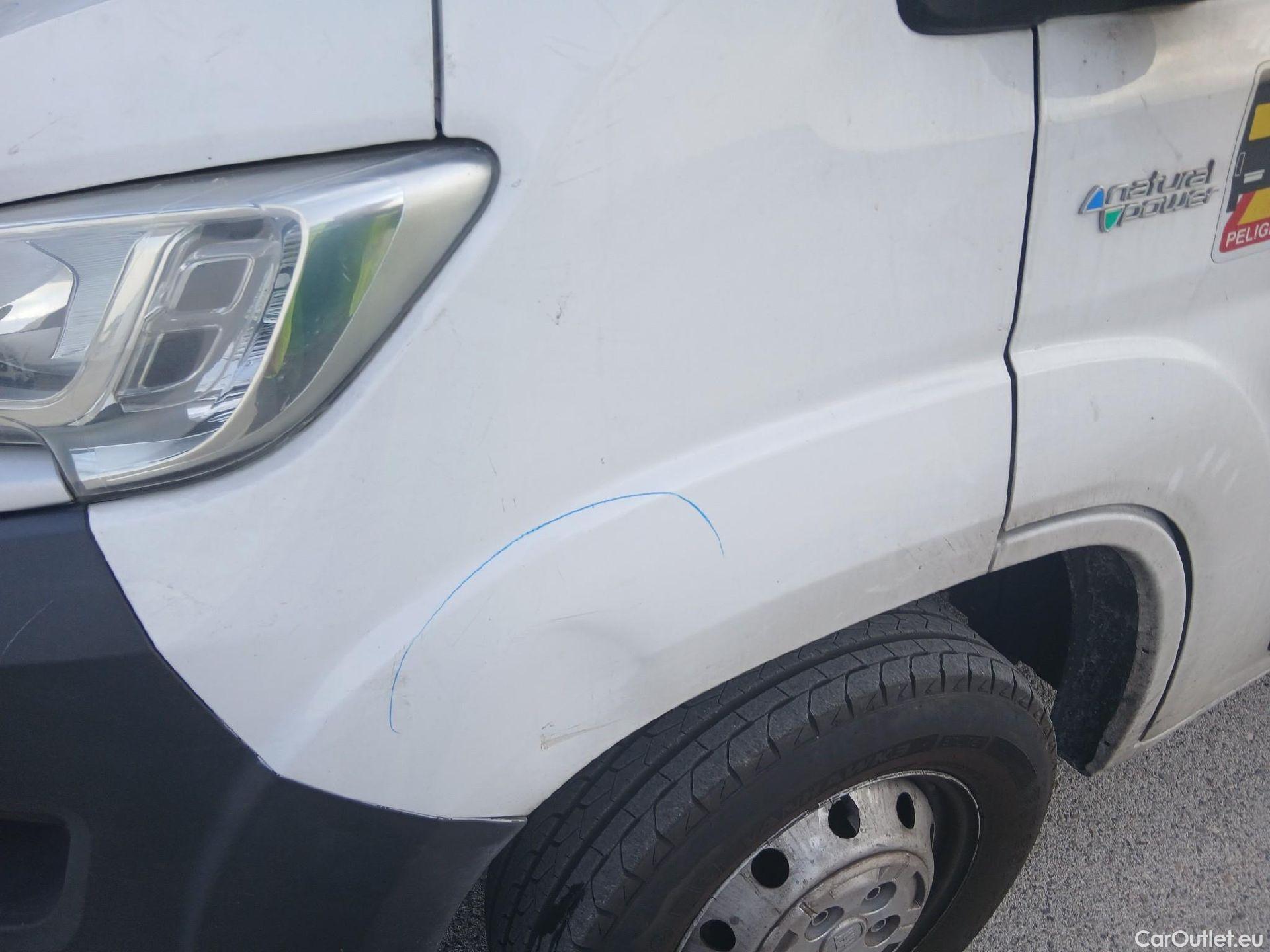  Fiat  Ducato FIAT  / 2014 / 4P / furgón Furgón 35 Medio 100kW Natural Power #24