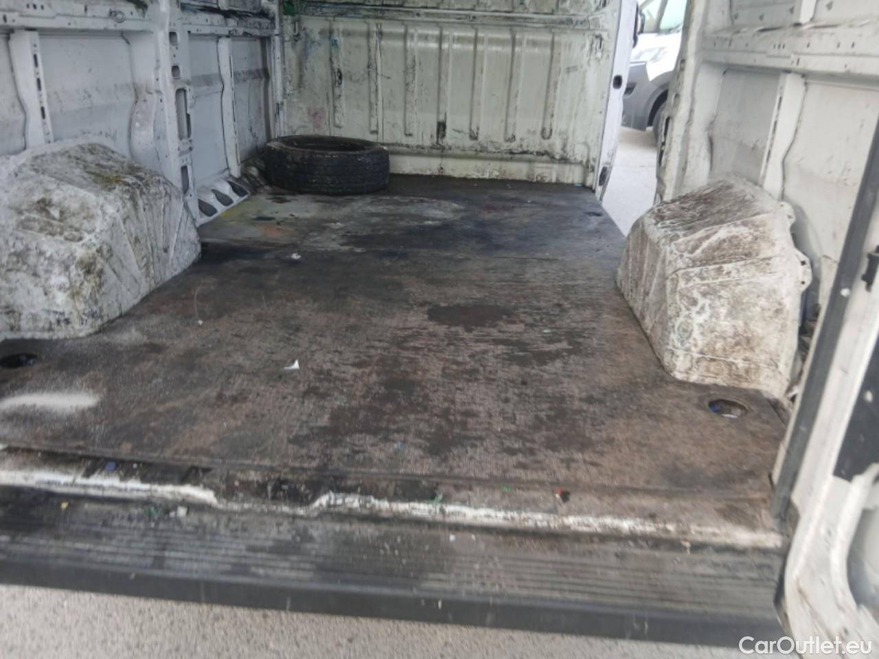  Fiat  Ducato FIAT  / 2014 / 4P / furgón Furgón 35 Medio 100kW Natural Power #4