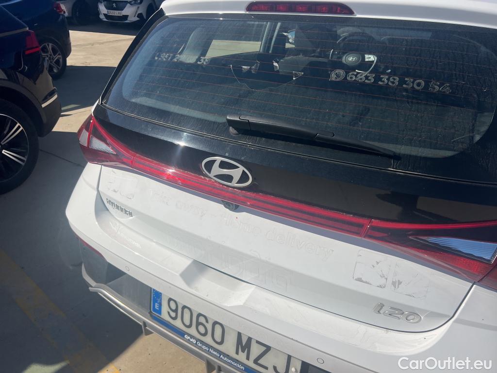  Hyundai  i20 HYUNDAI  / 2023 / 5P / berlina con portón 1.2 MPI Essence #7