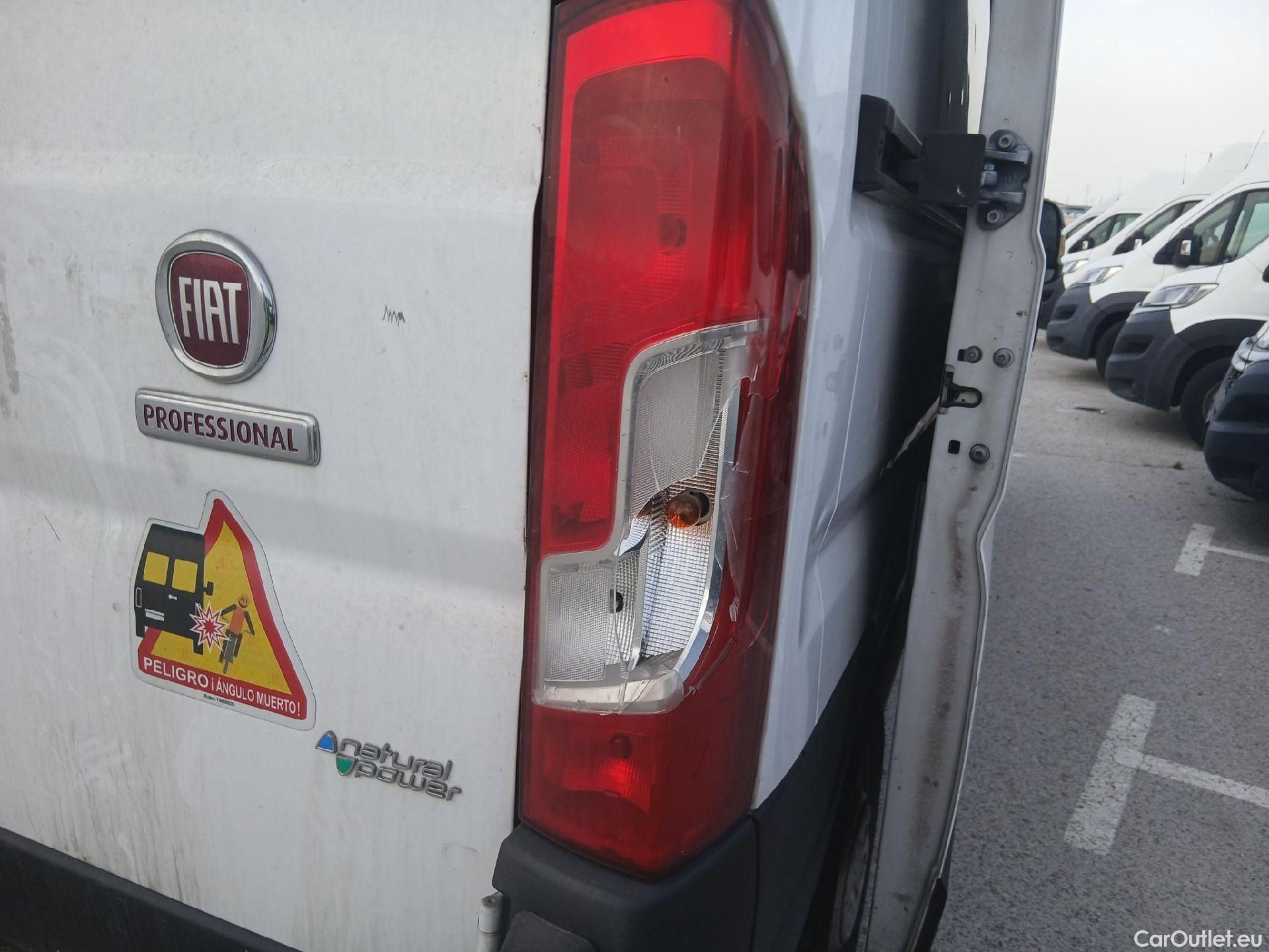  Fiat  Ducato FIAT  / 2014 / 4P / furgón Furgón 35 Medio 100kW Natural Power #46