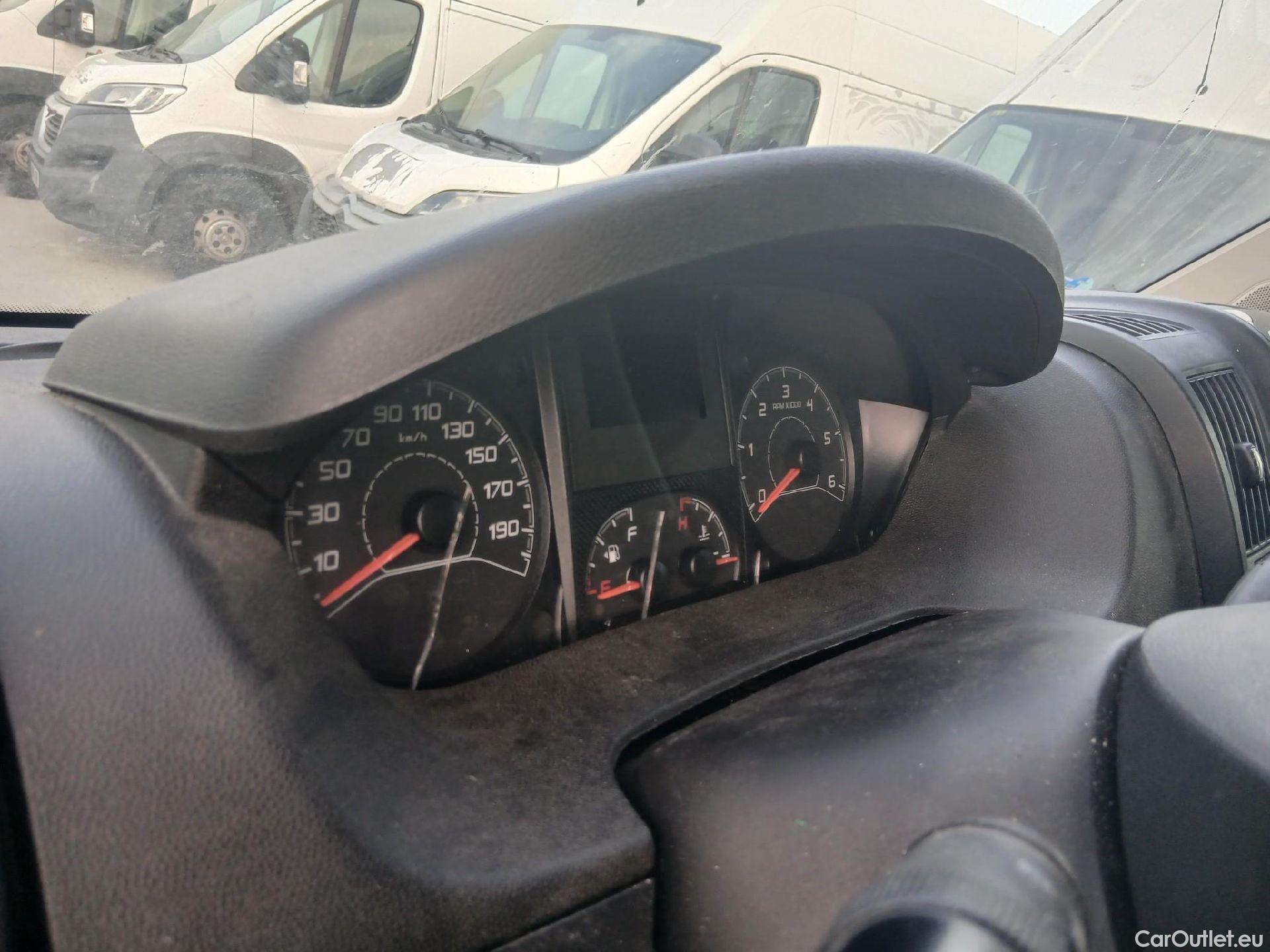  Fiat  Ducato FIAT  / 2014 / 4P / furgón Furgón 35 Medio 100kW Natural Power #18