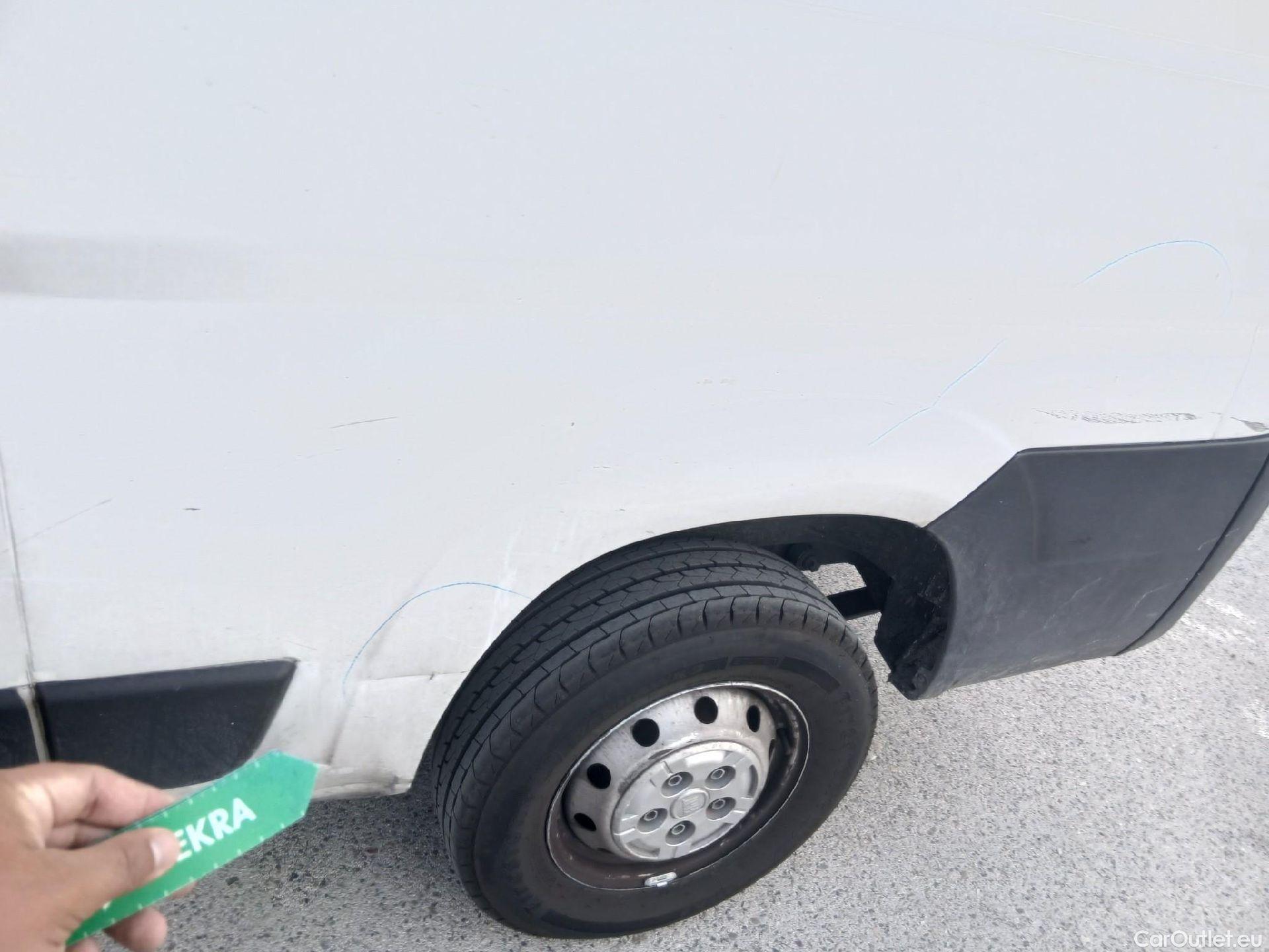  Fiat  Ducato FIAT  / 2014 / 4P / furgón Furgón 35 Medio 100kW Natural Power #37