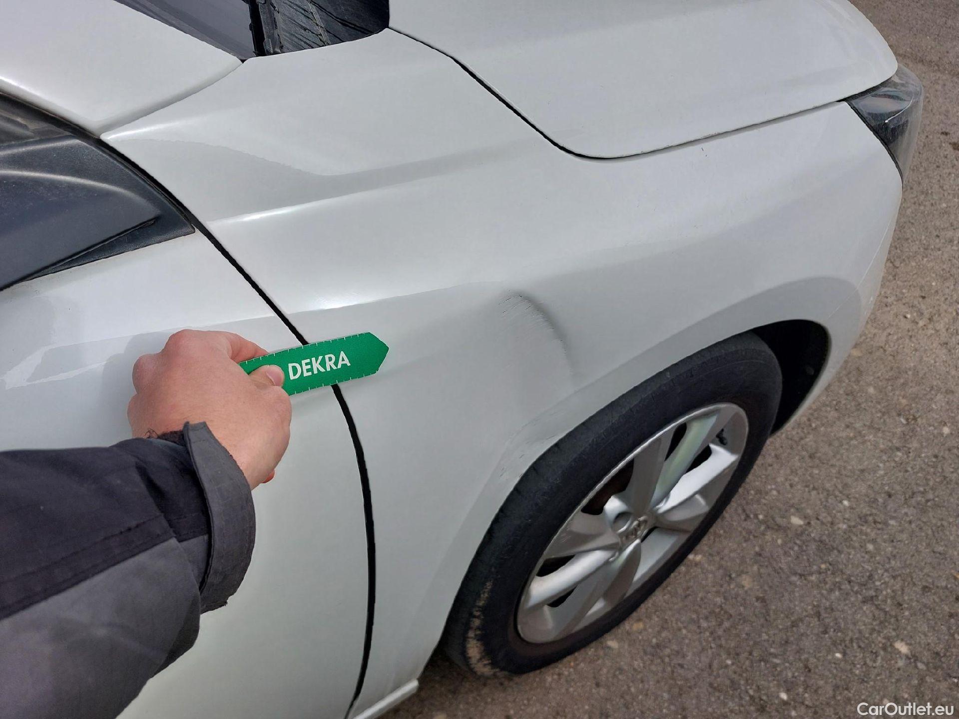  Opel  Corsa OPEL  1.2T XHL 74kW (100CV) Elegance #16