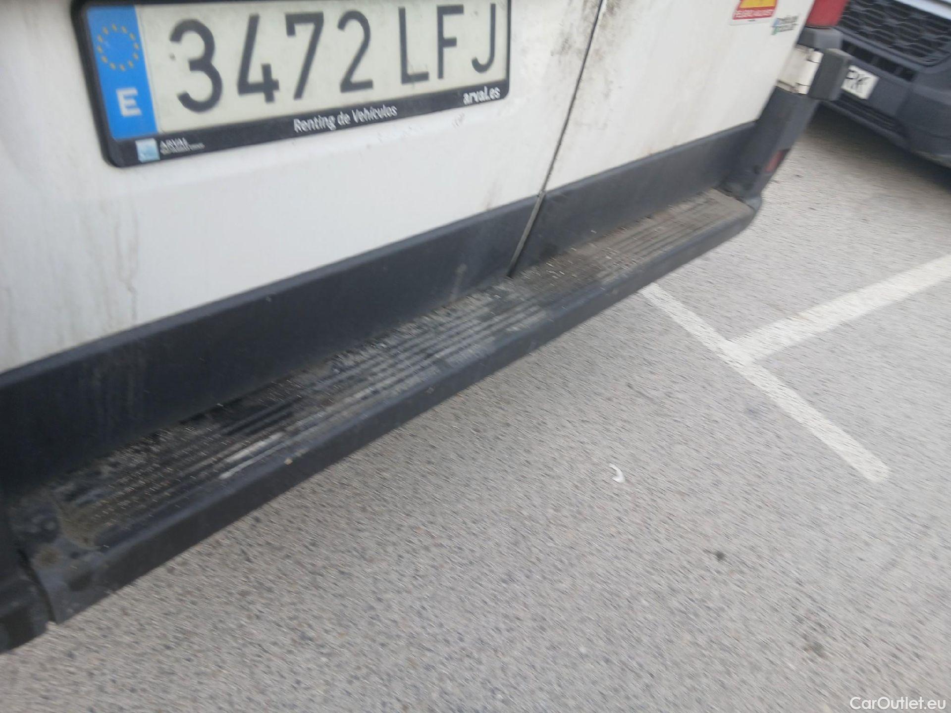  Fiat  Ducato FIAT  / 2014 / 4P / furgón Furgón 35 Medio 100kW Natural Power #40