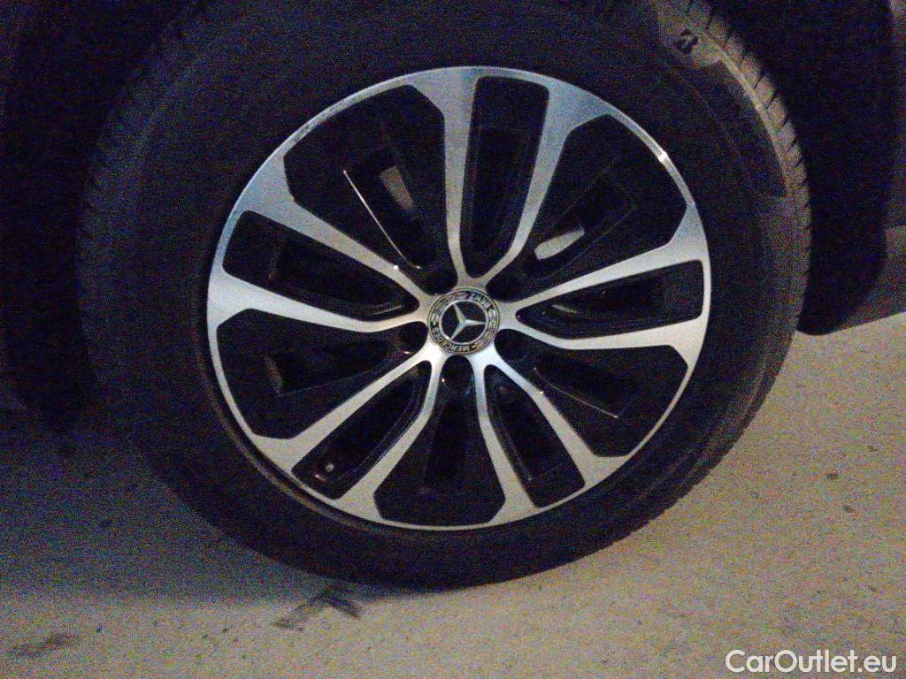  Mercedes  GLC MERCEDES-BENZ  / 2022 / 5P / todoterreno  220 d 4MATIC #11