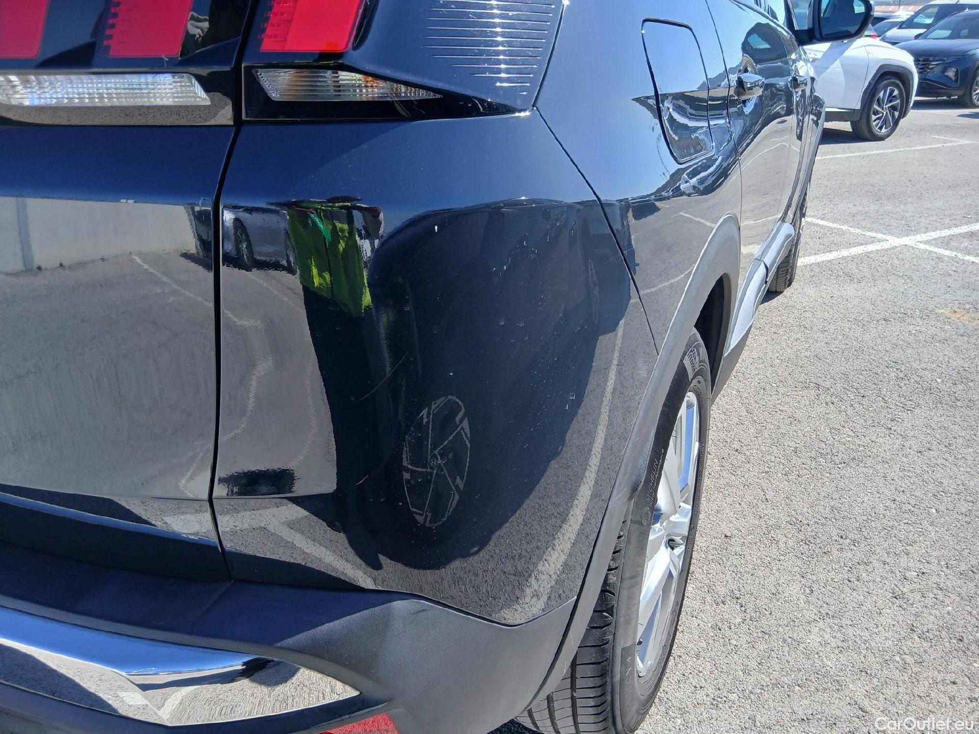  Peugeot  3008 PEUGEOT  / 2016 / 5P / todoterreno 1.5 BlueHDi 96kW (130CV) S&S Active #43