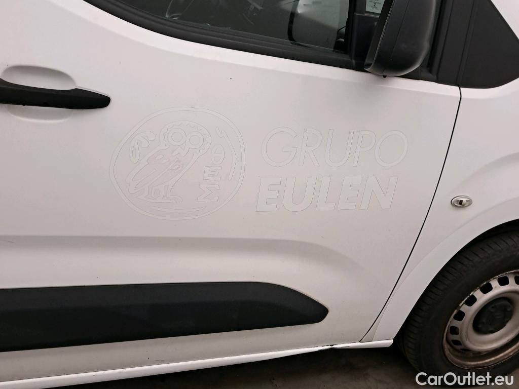  Citroen  Berlingo CITROEN  / 2018 / 3P / furgón derivado de turismo Talla M BlueHDi 100 CONTROL #16