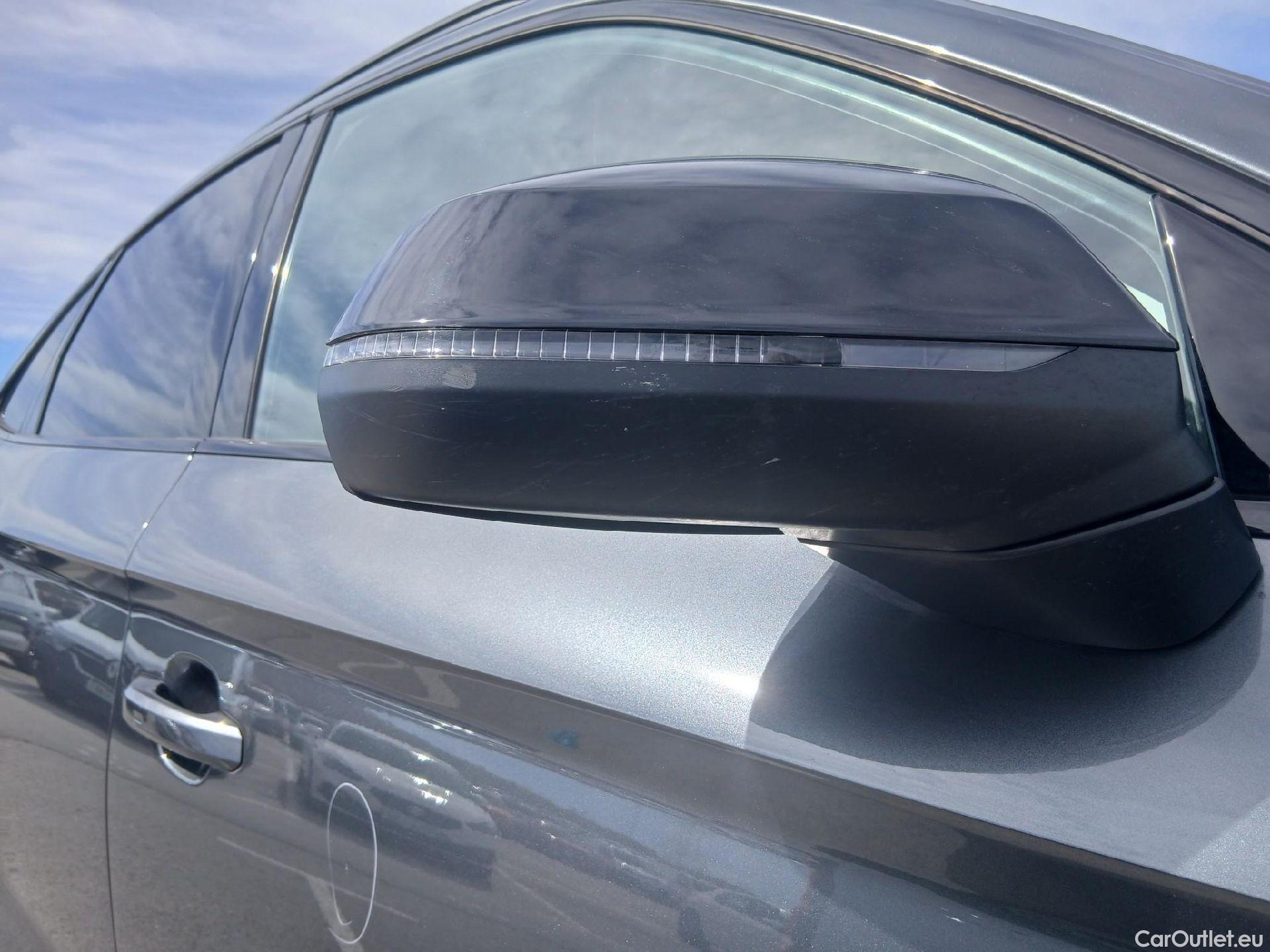  Audi  Q5 AUDI  SPORTBACK / 2020 / 5P / todoterreno Black line 40 TDI 150kW quattro-ultra #33