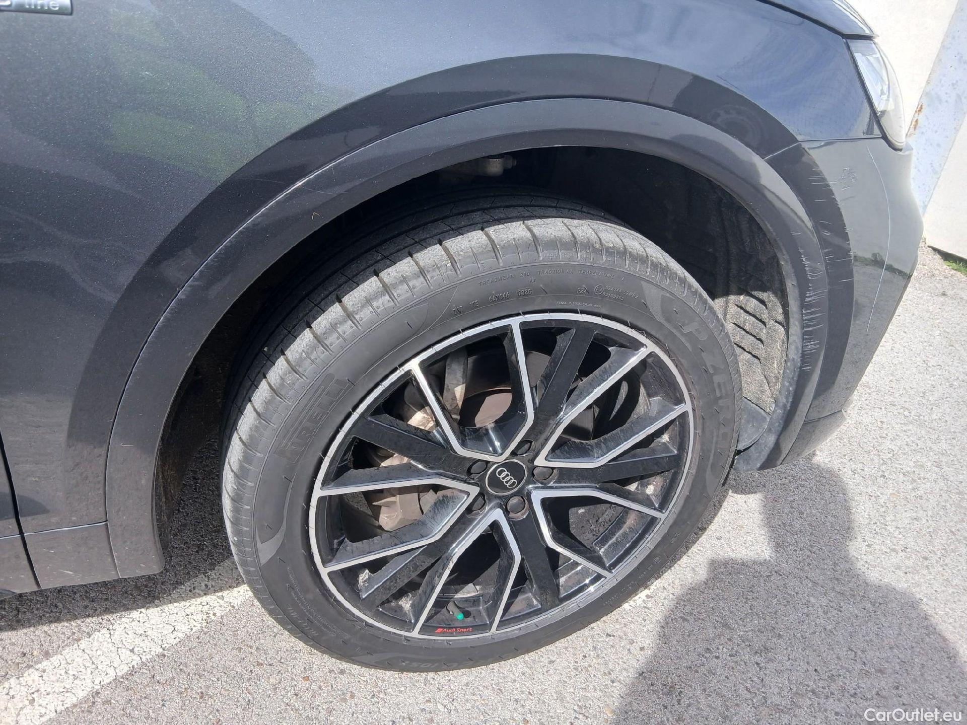  Audi  Q5 AUDI  SPORTBACK / 2020 / 5P / todoterreno Black line 40 TDI 150kW quattro-ultra #35