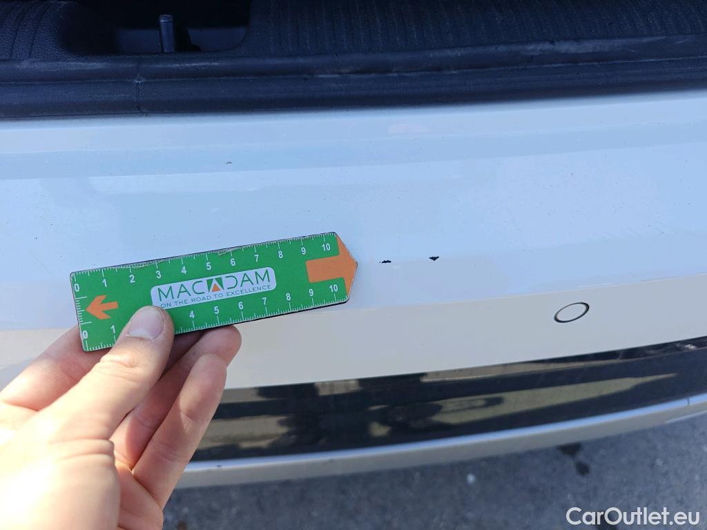  Audi  Q2 AUDI  / 2016 / 5P / todoterreno Design 35 TFSI 110kW (150CV) S tronic #18