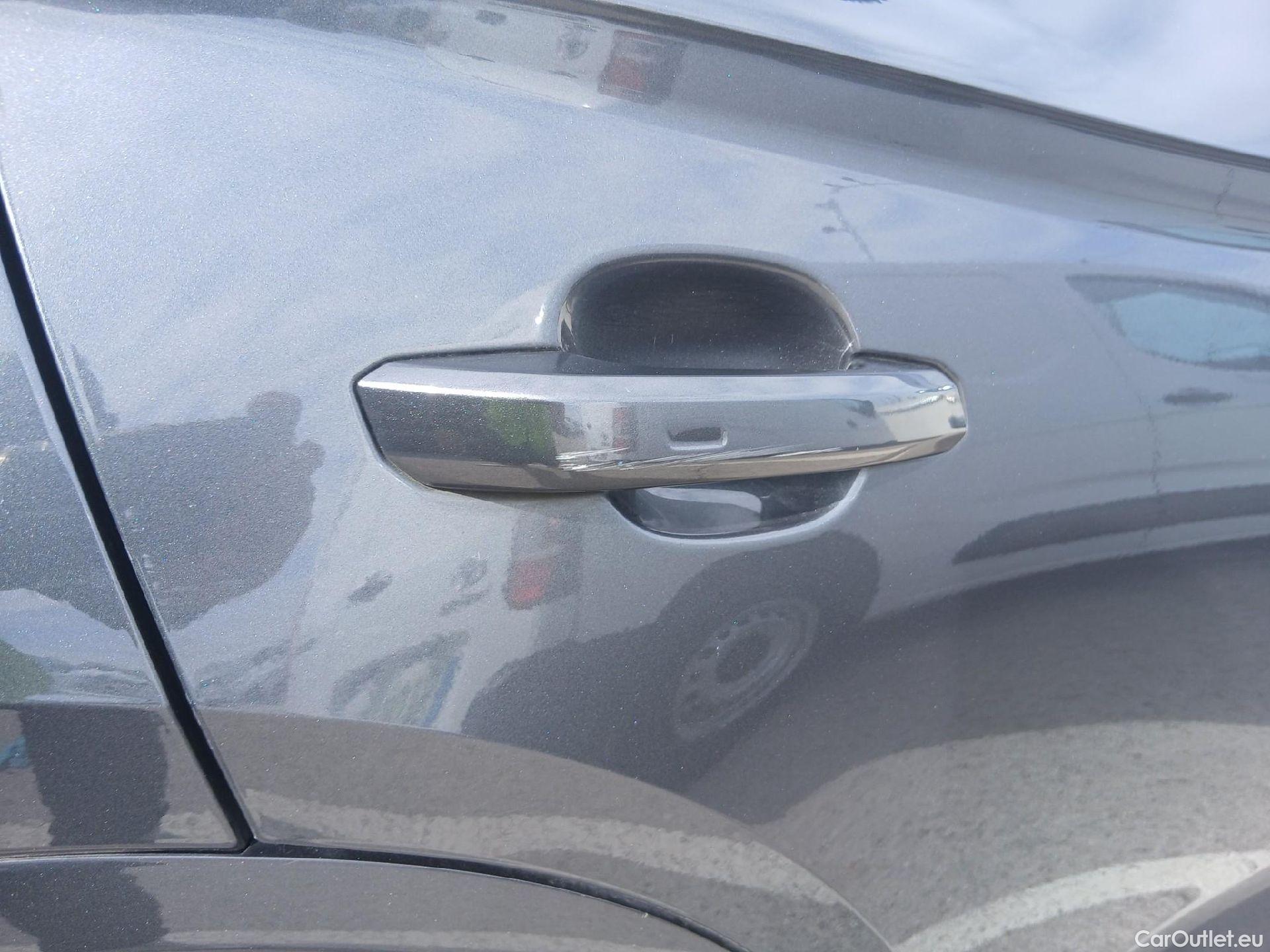  Audi  Q5 AUDI  SPORTBACK / 2020 / 5P / todoterreno Black line 40 TDI 150kW quattro-ultra #25