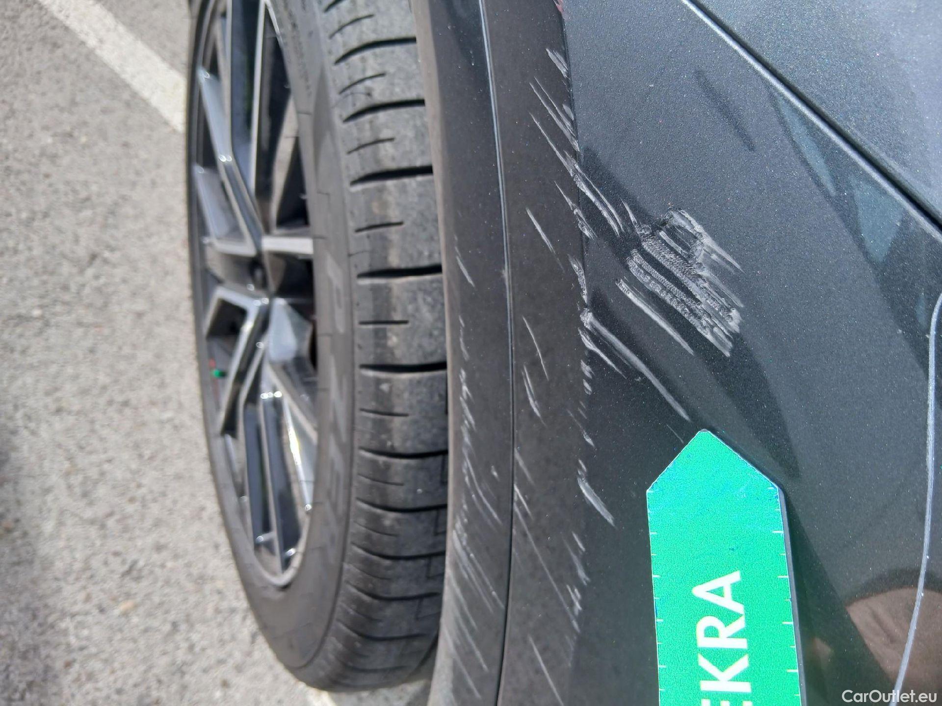  Audi  Q5 AUDI  SPORTBACK / 2020 / 5P / todoterreno Black line 40 TDI 150kW quattro-ultra #4