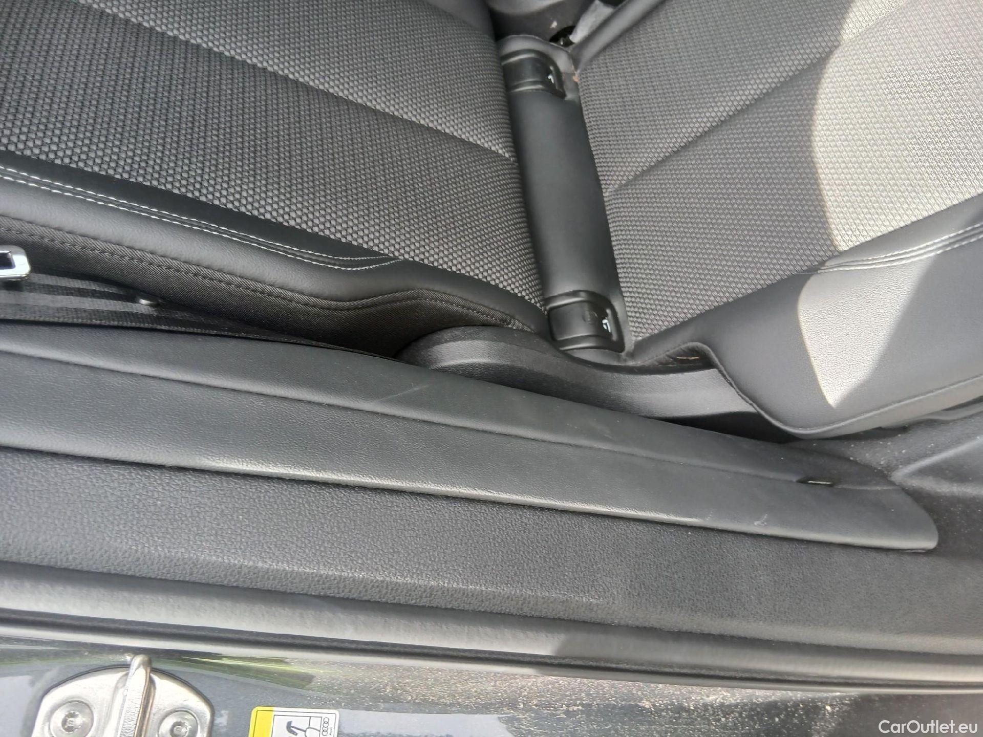  Audi  Q5 AUDI  SPORTBACK / 2020 / 5P / todoterreno Black line 40 TDI 150kW quattro-ultra #40