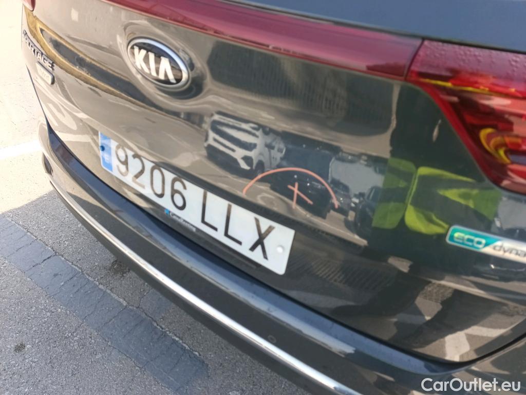  KIA  Sportage KIA  1.6MHEV Drive 100kW(136CV) 4x2(Crist Tintados)(CX) #23