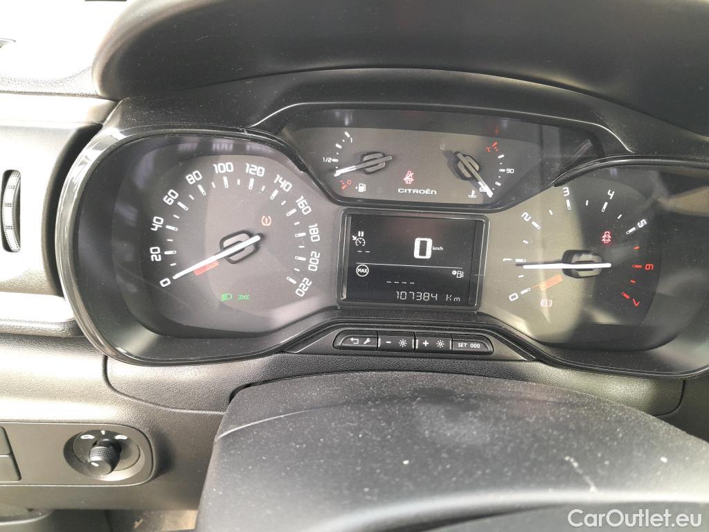  Citroen  C3 CITROEN  / 2020 / 5P / berlina con portón BlueHDi 75KW (100CV) S&S Live Pack #27