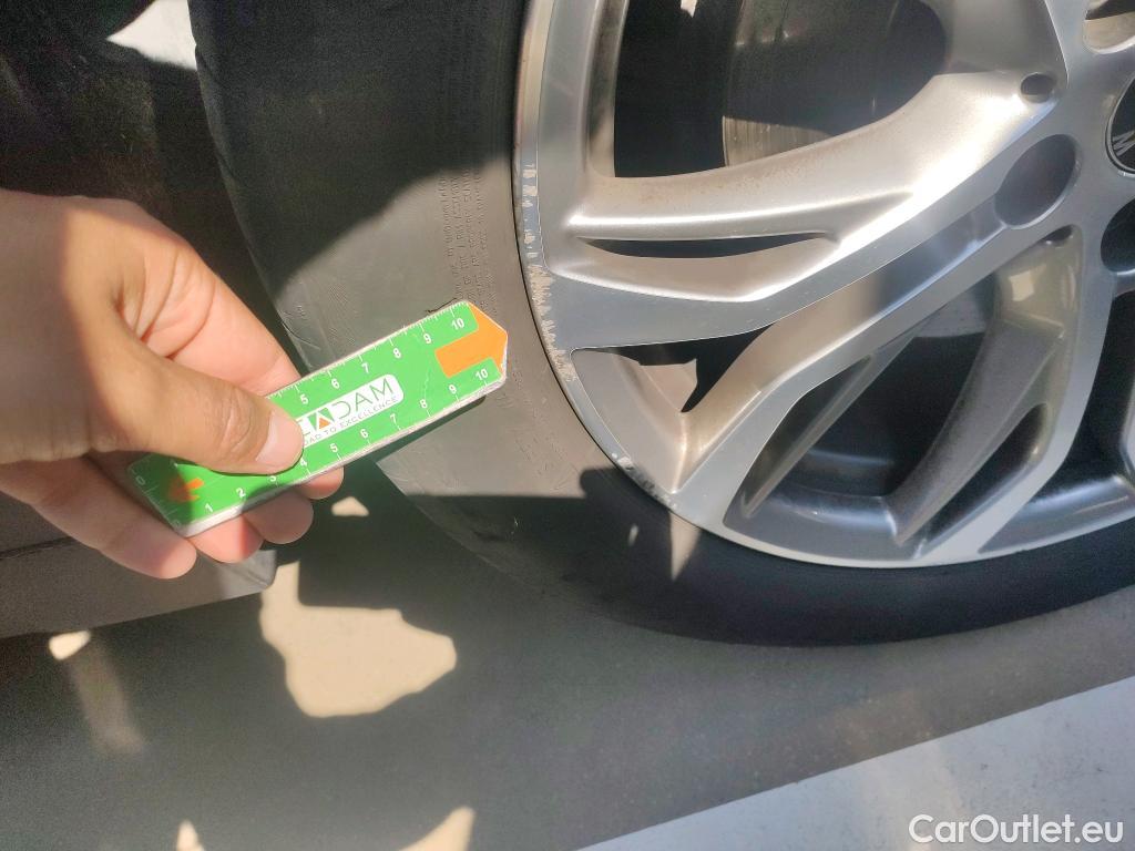  Bmw  X1 BMW  sDrive18i (CX2) #6