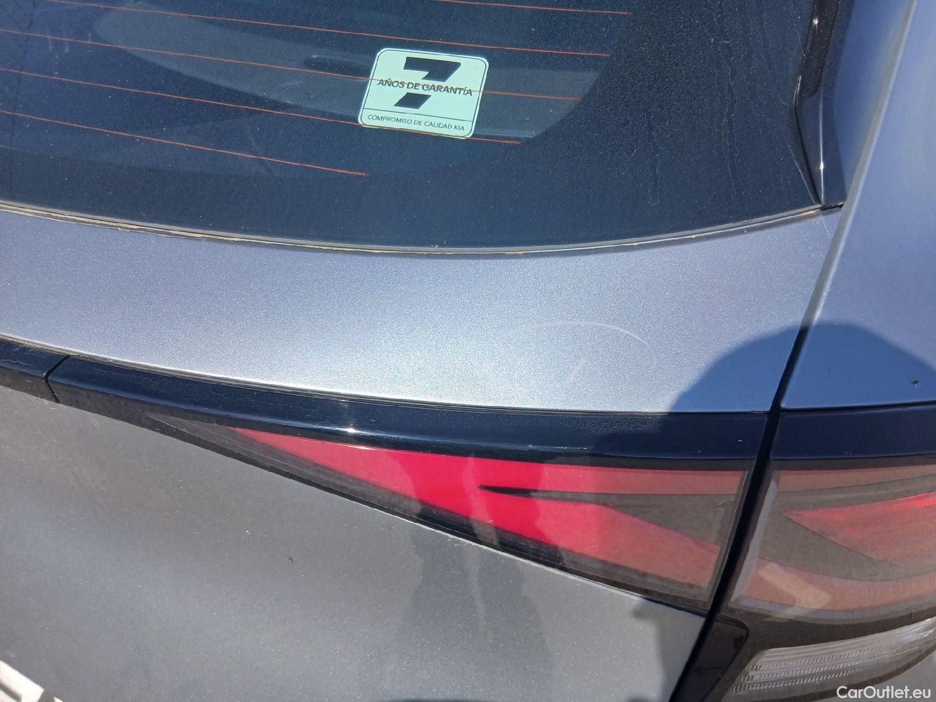  KIA  Sportage KIA  / 2022 / 5P / todoterreno 1.6 T-GDi MHEV 110kW (150CV) Drive 4x2 #12