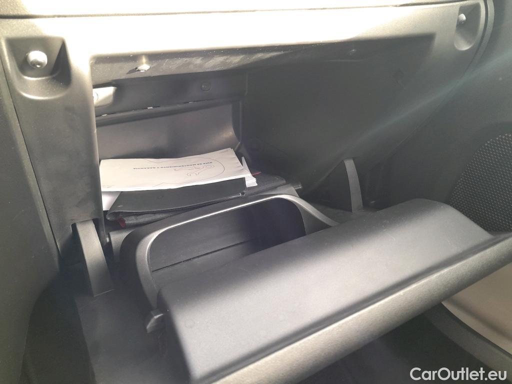  Citroen  C3 CITROEN  / 2020 / 5P / berlina con portón BlueHDi 75KW (100CV) S&S Live Pack #8