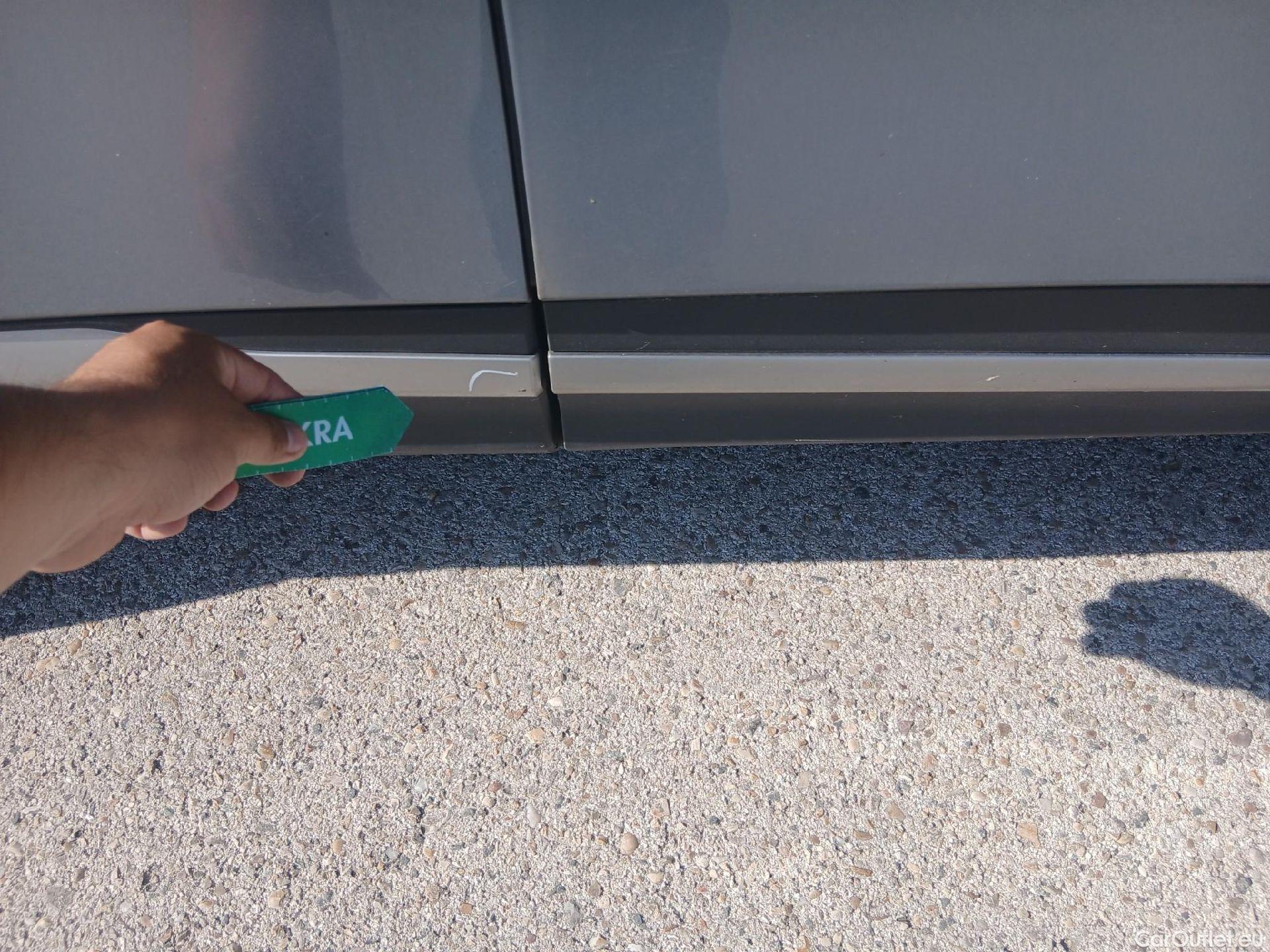  KIA  Sportage KIA  / 2022 / 5P / todoterreno 1.6 T-GDi MHEV 110kW (150CV) Drive 4x2 #21