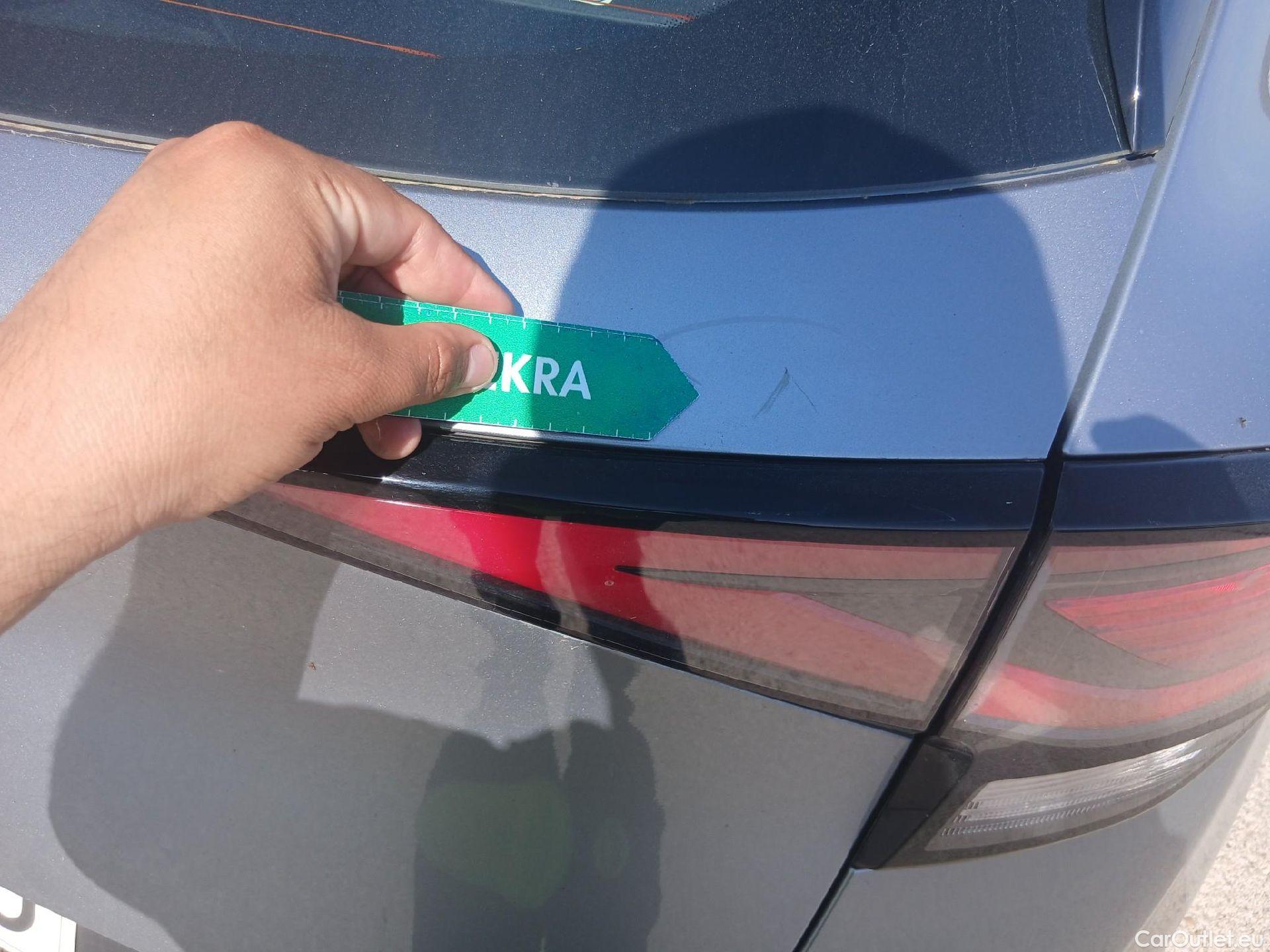  KIA  Sportage KIA  / 2022 / 5P / todoterreno 1.6 T-GDi MHEV 110kW (150CV) Drive 4x2 #13