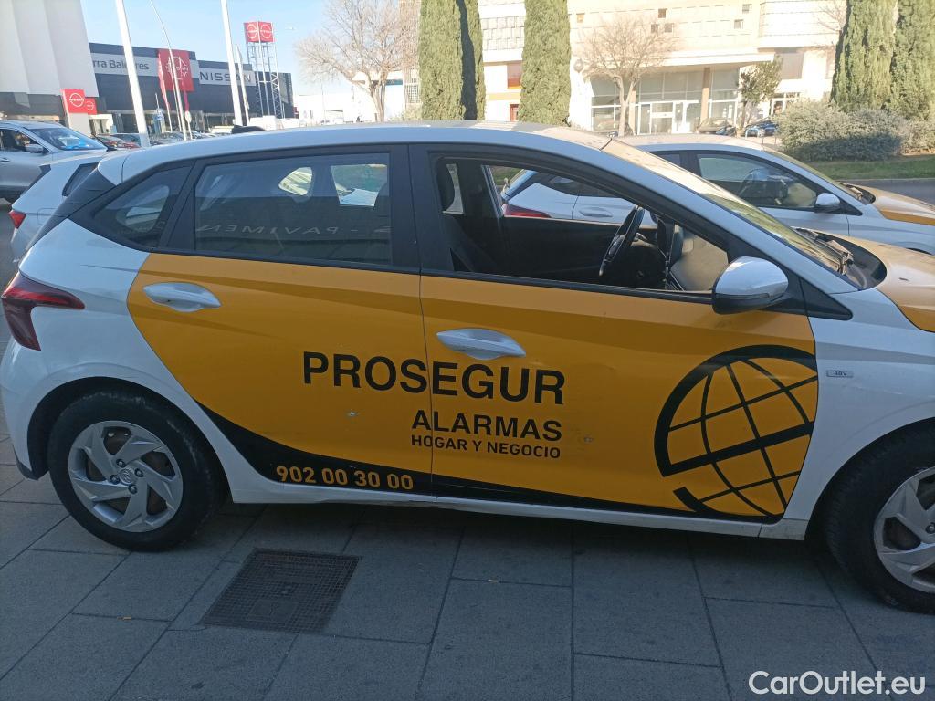  Hyundai  i20 HYUNDAI  / 2020 / 5P / berlina con portón 1.0 TGDI 74kW (100CV) 48V Essence #4