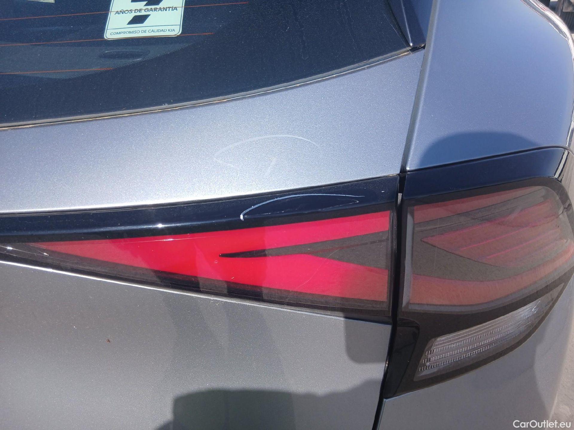  KIA  Sportage KIA  / 2022 / 5P / todoterreno 1.6 T-GDi MHEV 110kW (150CV) Drive 4x2 #15