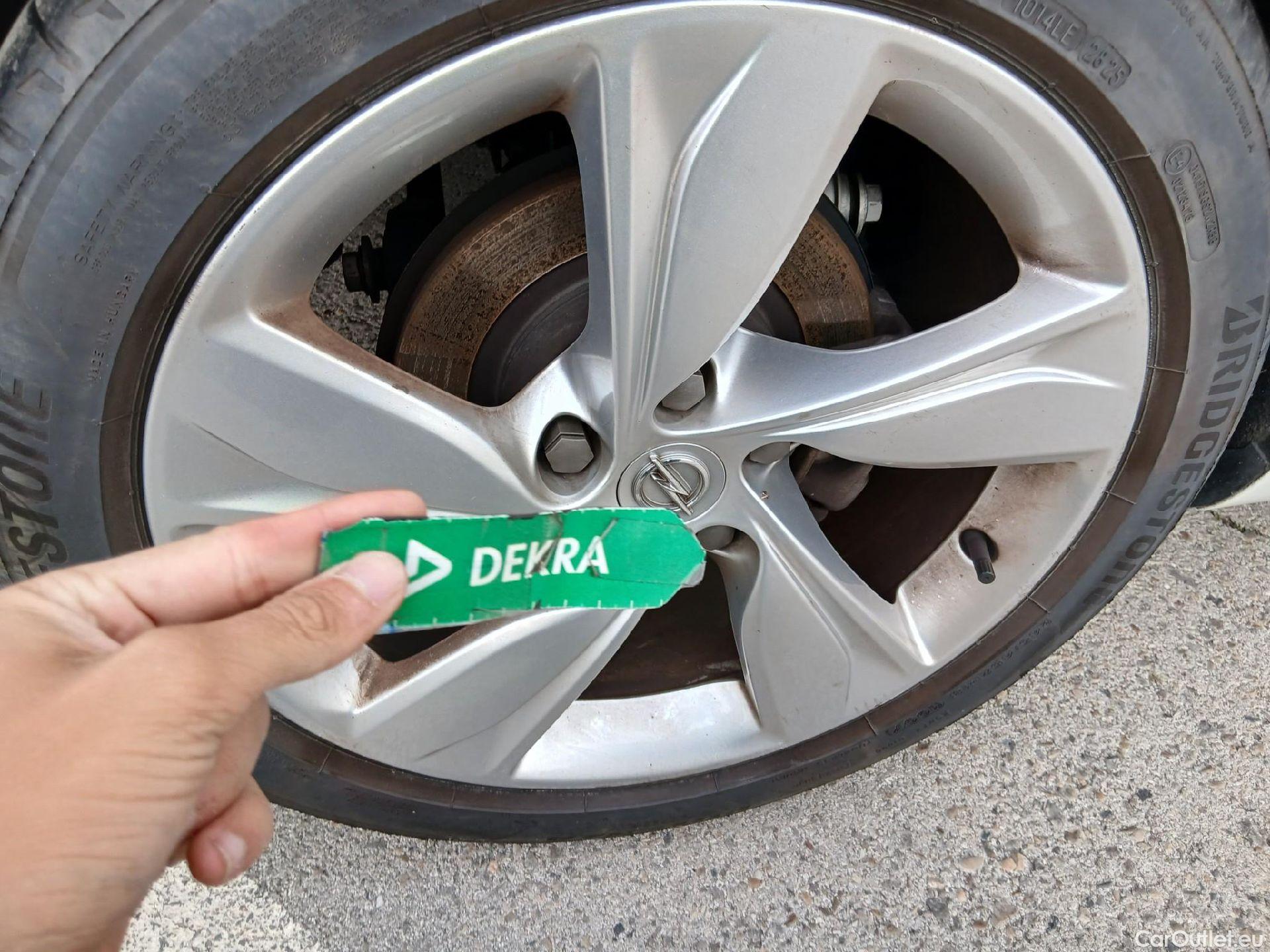  Opel  Insignia OPEL  / 2020 / 5P / familiar ST GS Line 1.5D DVH 90kW (122CV) MT6 #24