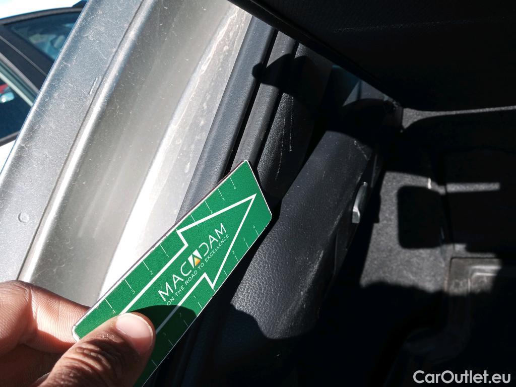  Lexus  UX LEXUS  / 2018 / 5P / todoterreno 2.0 250h Lury 4WD #15