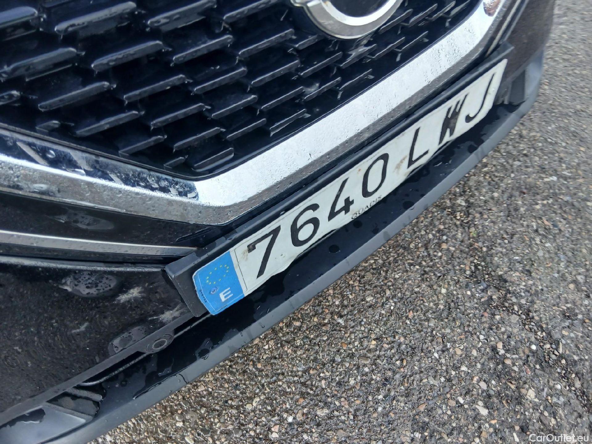  Nissan  Qashqai NISSAN  / 2021 / 5P / todoterreno DIG-T 116kW Xtronic N-Connecta #4