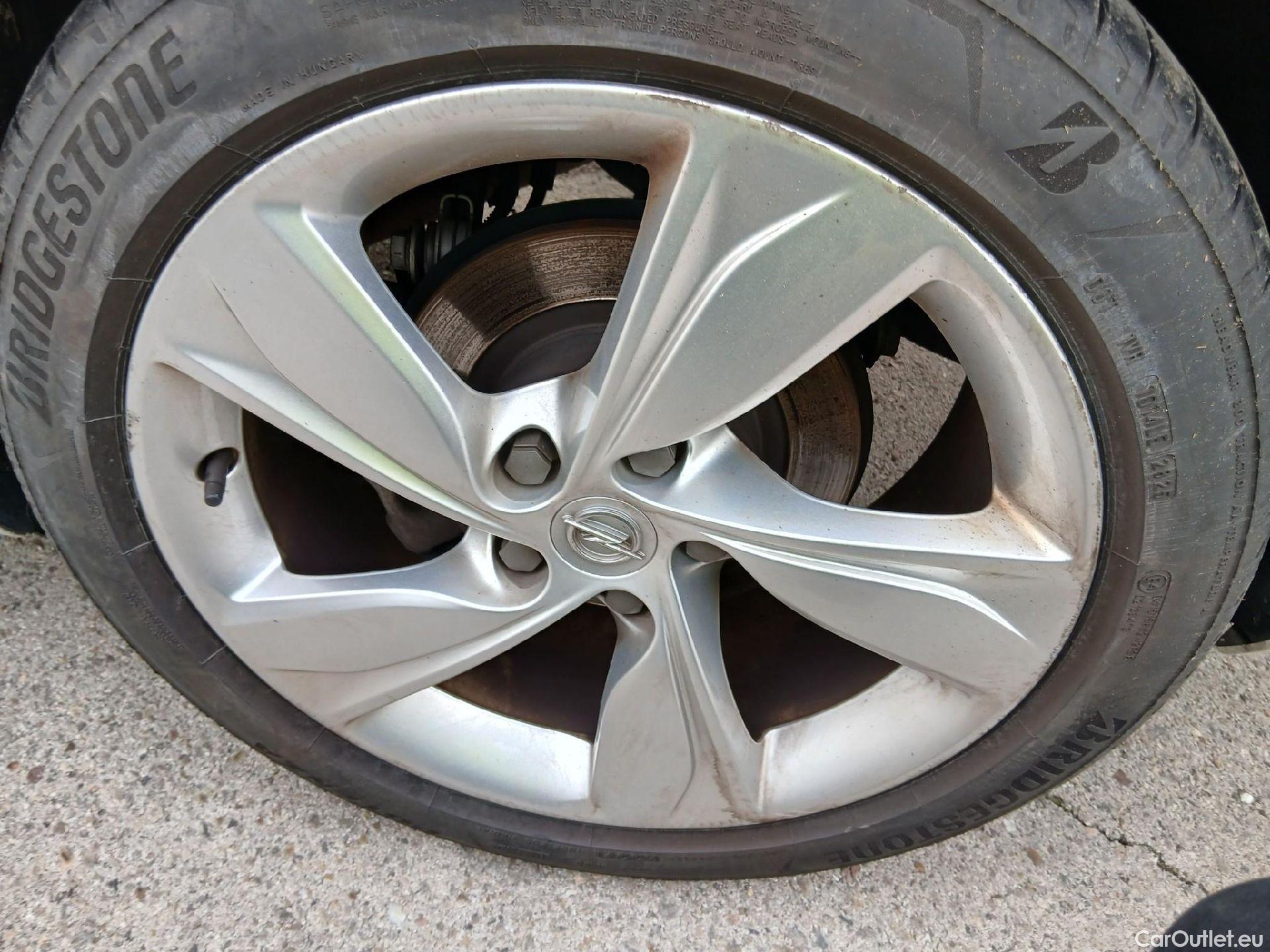  Opel  Insignia OPEL  / 2020 / 5P / familiar ST GS Line 1.5D DVH 90kW (122CV) MT6 #13