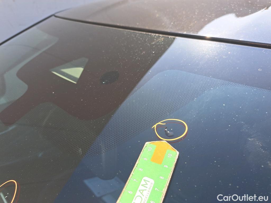  Nissan  Juke NISSAN  / 2019 / 5P / crossover DIG-T 84 kW (114 CV) 6M/T N-Connecta #3