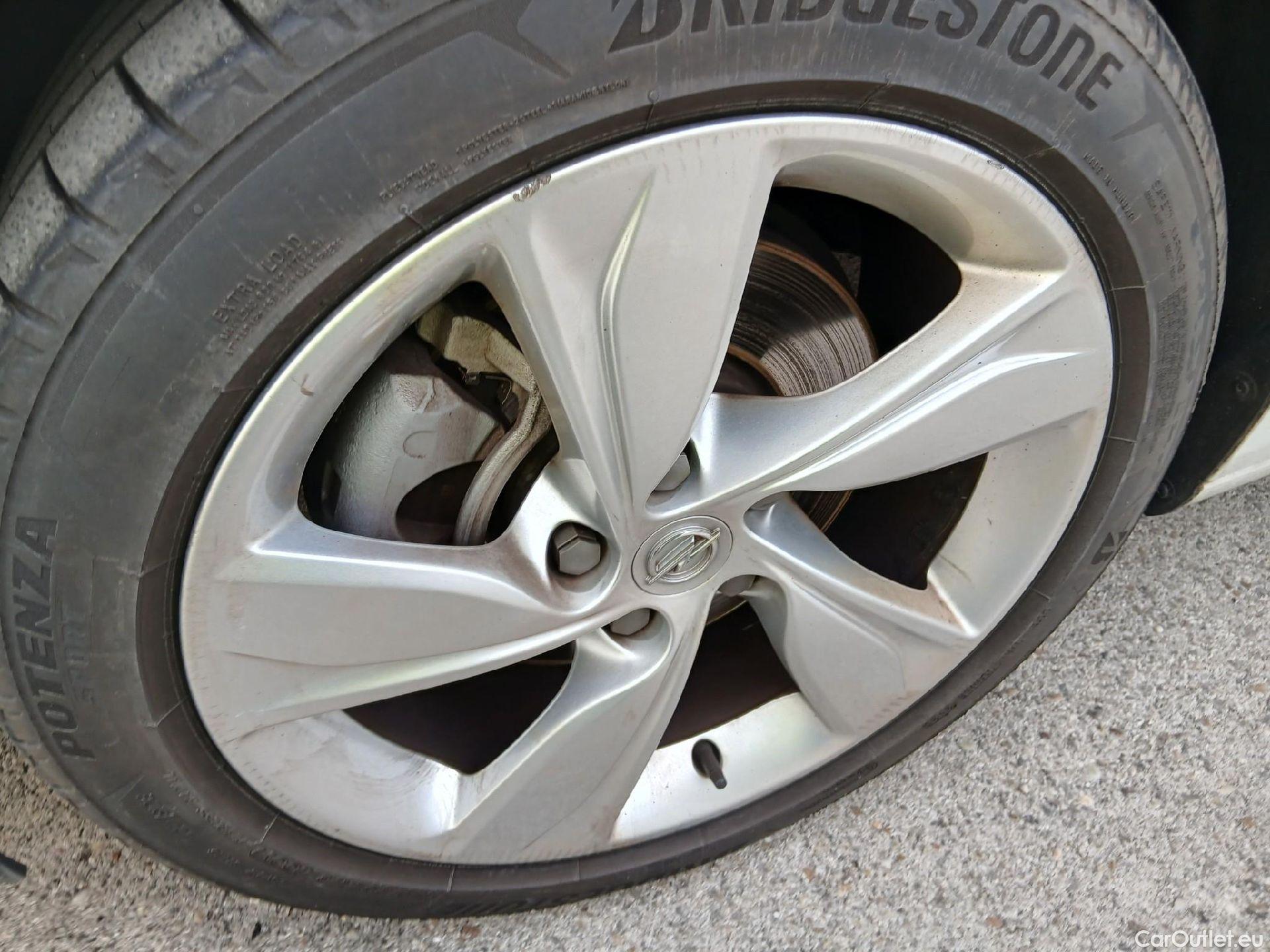  Opel  Insignia OPEL  / 2020 / 5P / familiar ST GS Line 1.5D DVH 90kW (122CV) MT6 #7