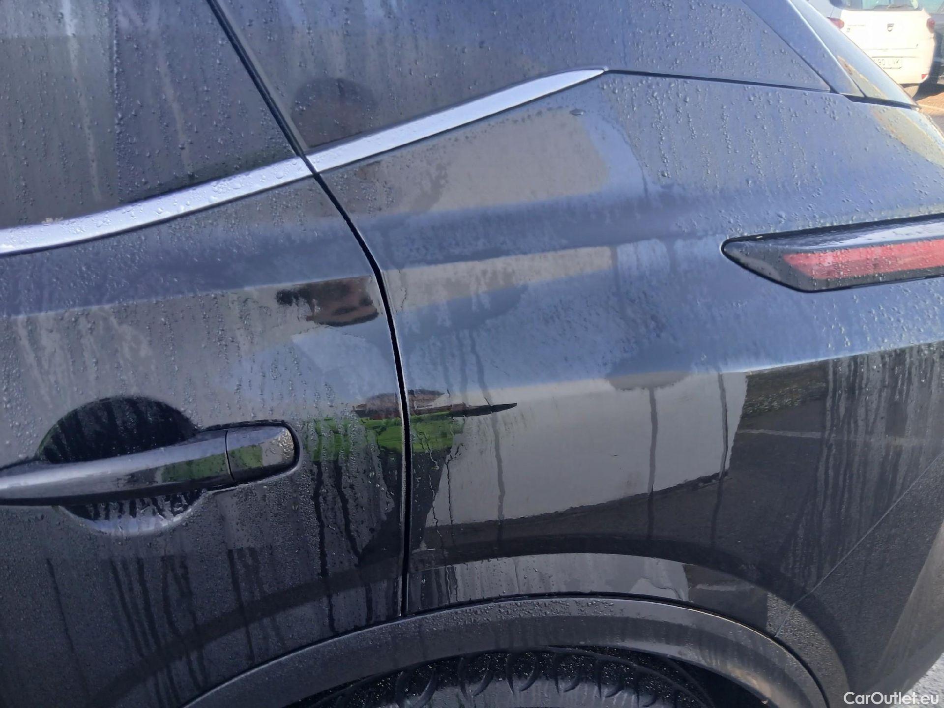  Nissan  Qashqai NISSAN  / 2021 / 5P / todoterreno DIG-T 116kW Xtronic N-Connecta #9